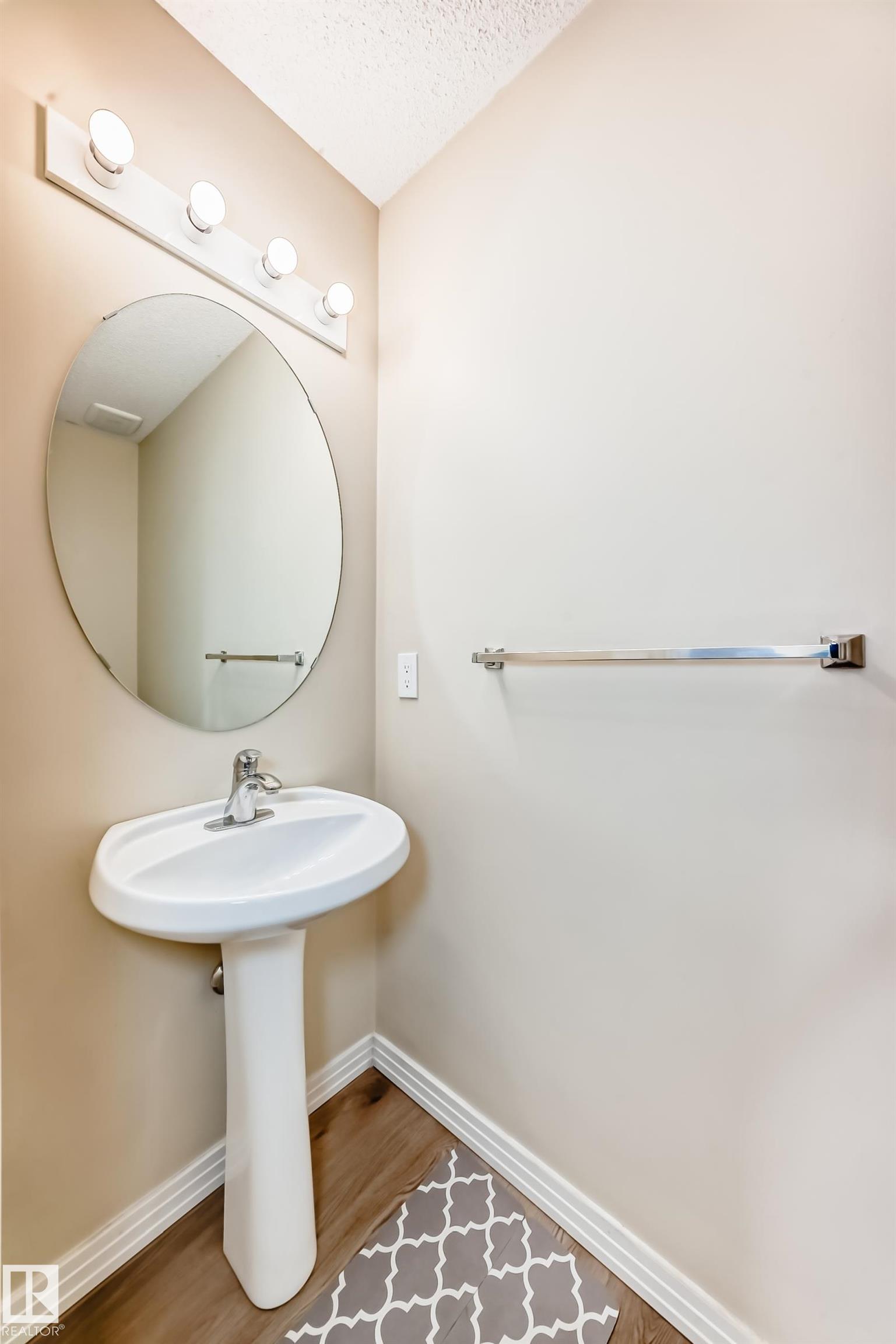 Photo 13 at 3711 22a Street NW, Wild Rose, Edmonton