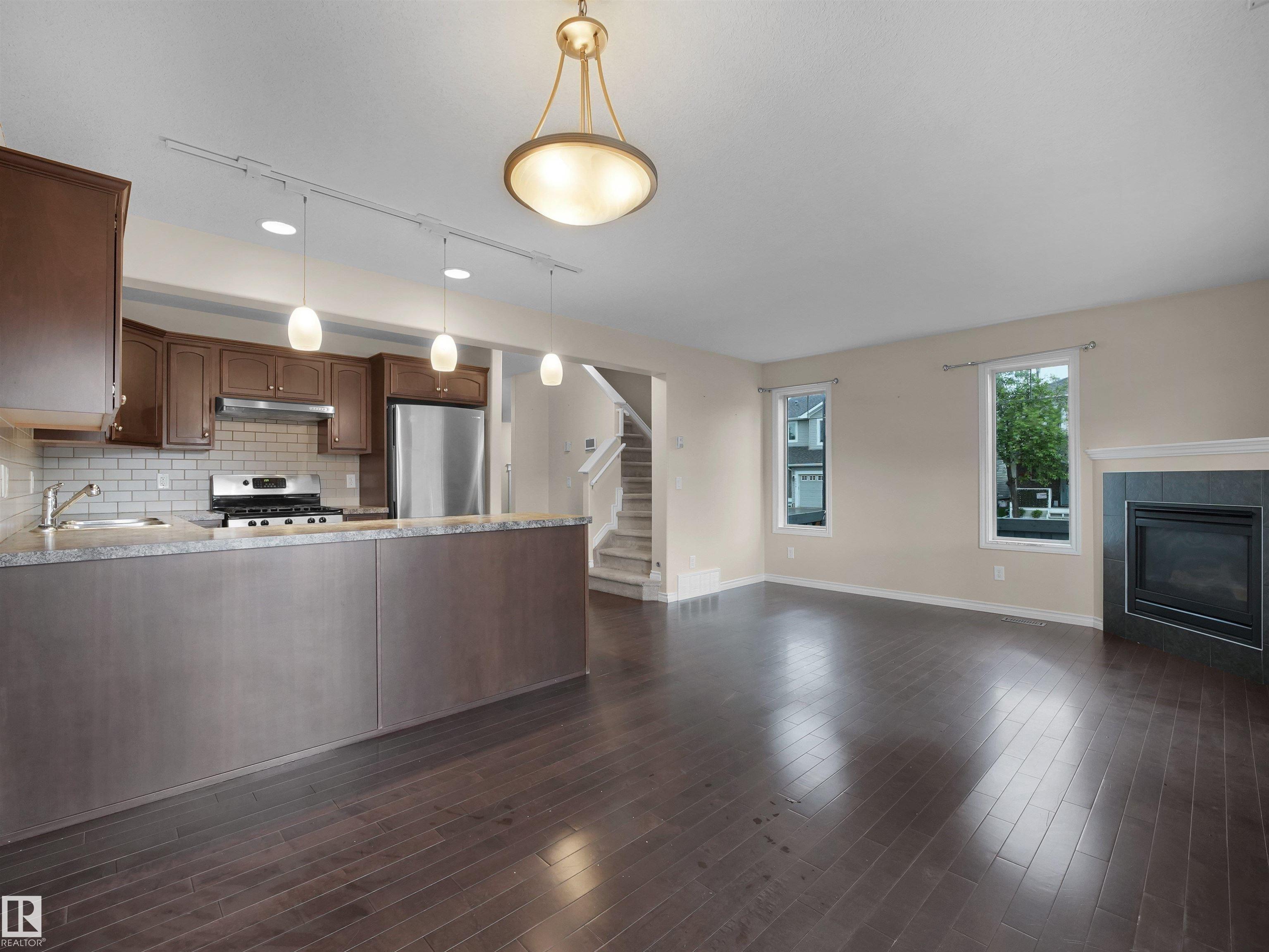 Photo 9 at 21316 45a Avenue NW, The Hamptons, Edmonton