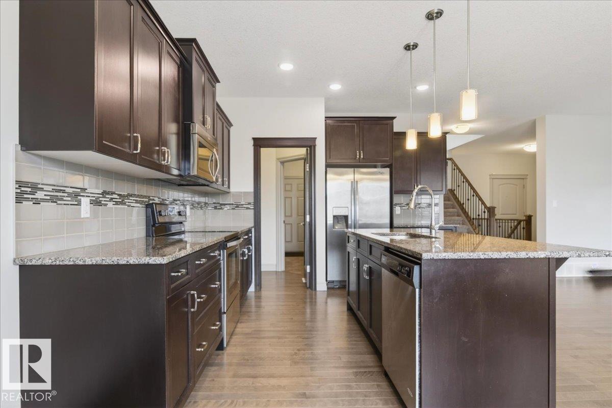 Photo 14 at 5912 19 Avenue SW, Walker, Edmonton