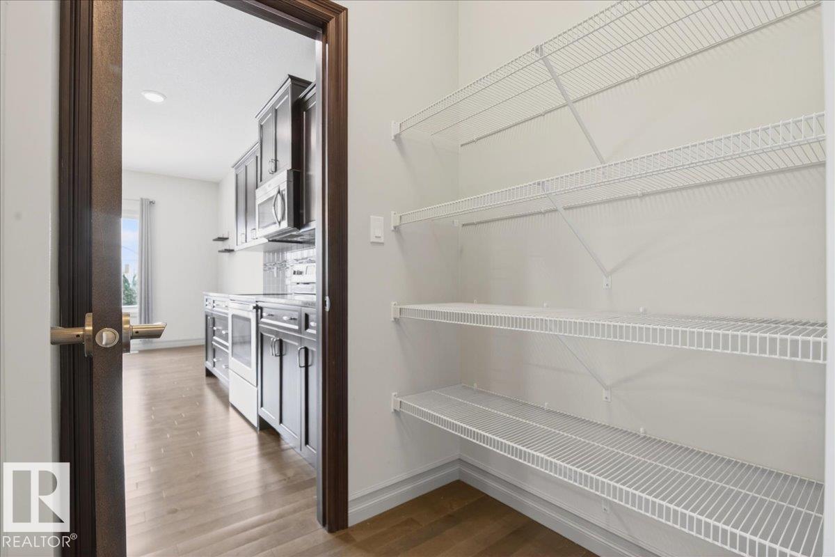Photo 18 at 5912 19 Avenue SW, Walker, Edmonton