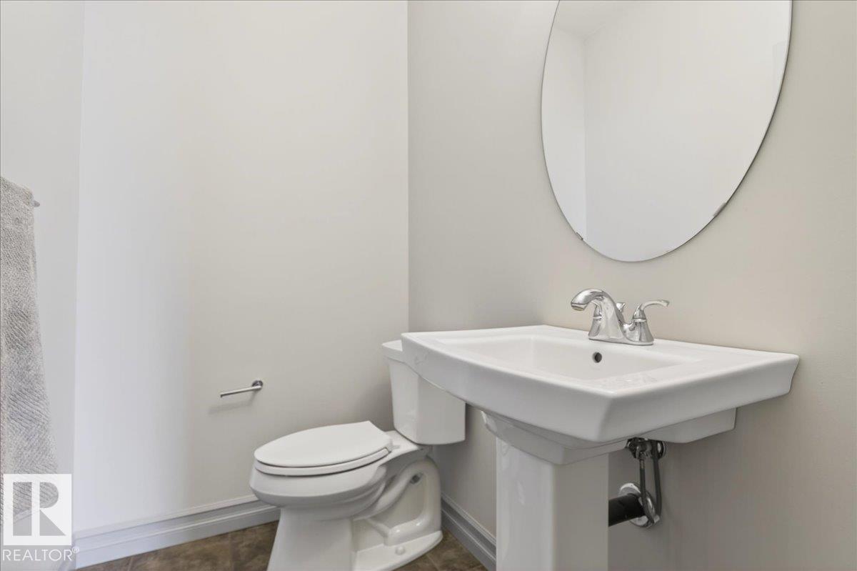 Photo 19 at 5912 19 Avenue SW, Walker, Edmonton