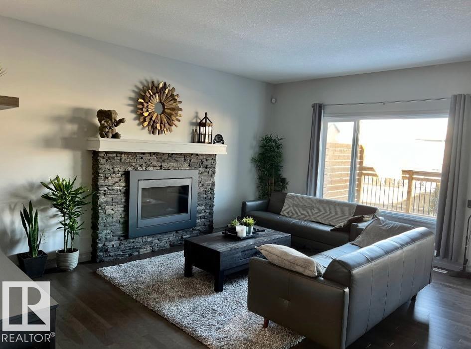 5912 19 Avenue SW, Walker, Edmonton