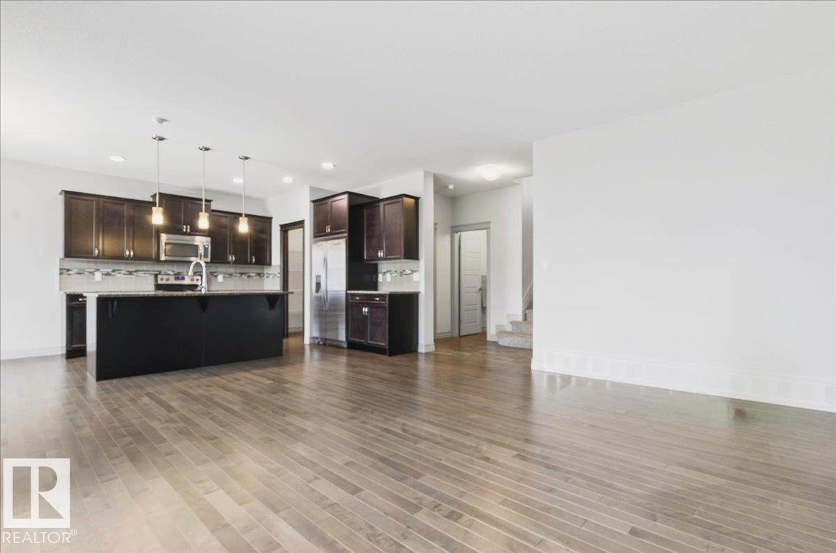 Photo 8 at 5912 19 Avenue SW, Walker, Edmonton