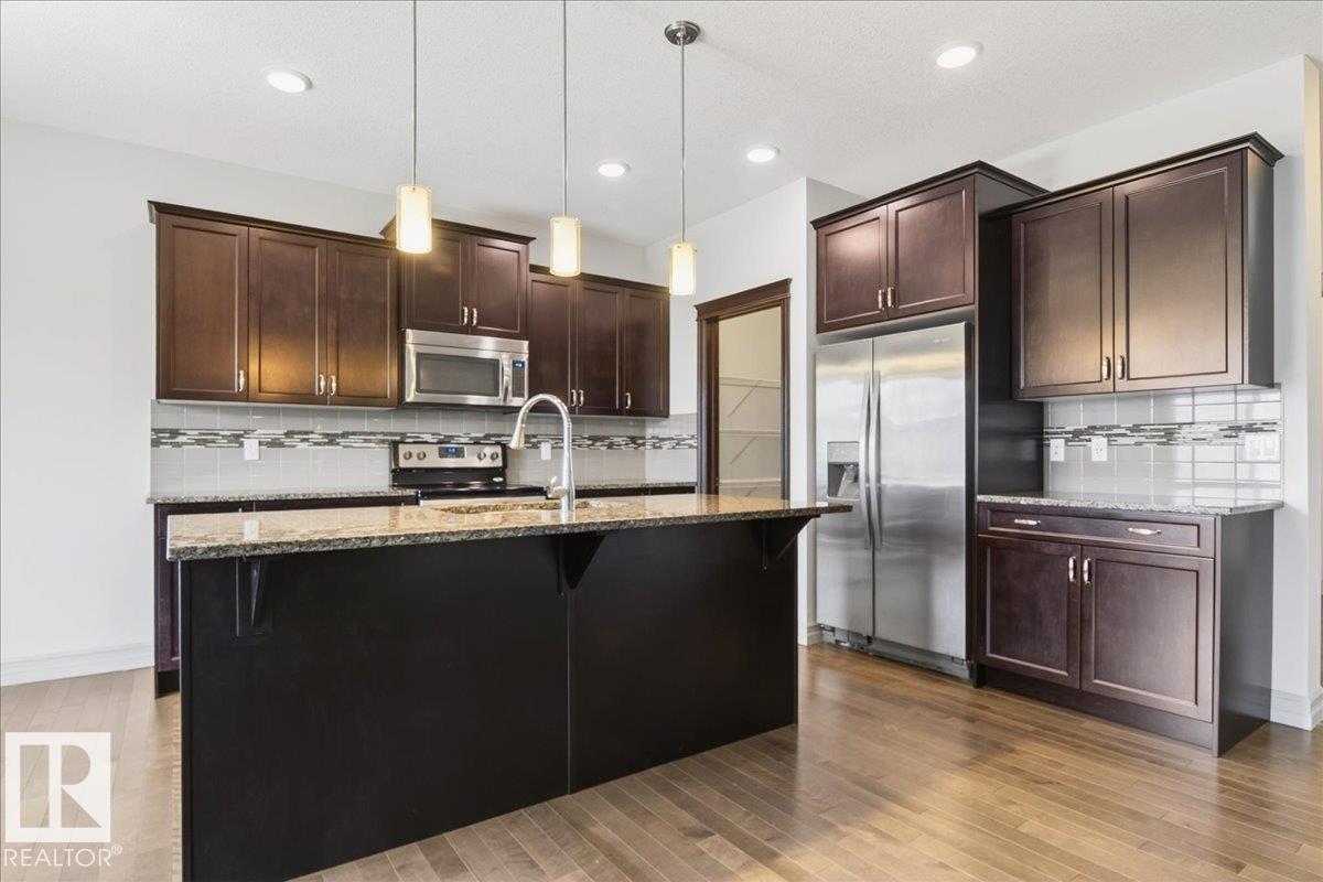 Photo 9 at 5912 19 Avenue SW, Walker, Edmonton