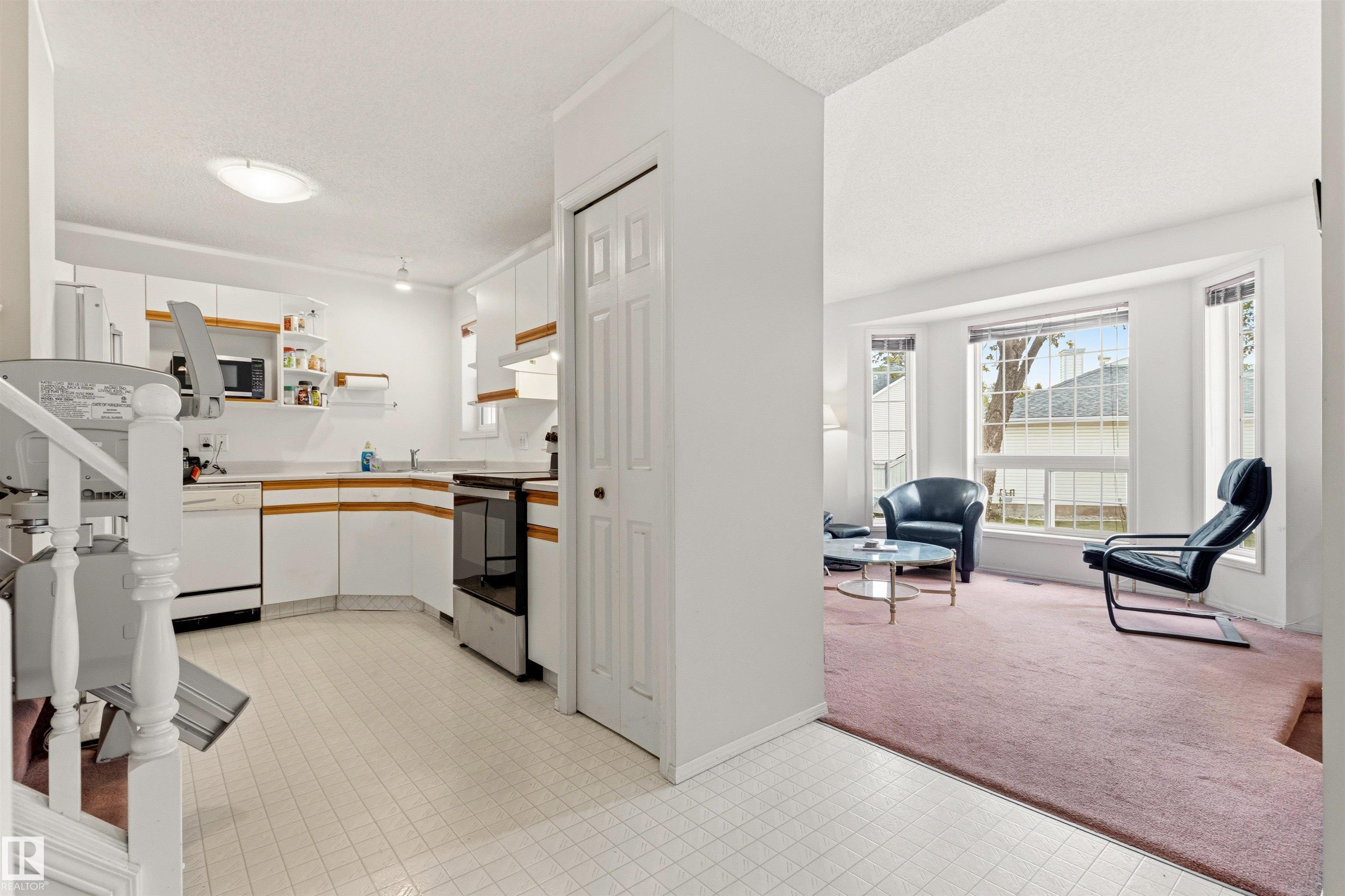 Photo 9 at 12 - 3311 58 Street NW, Tawa, Edmonton