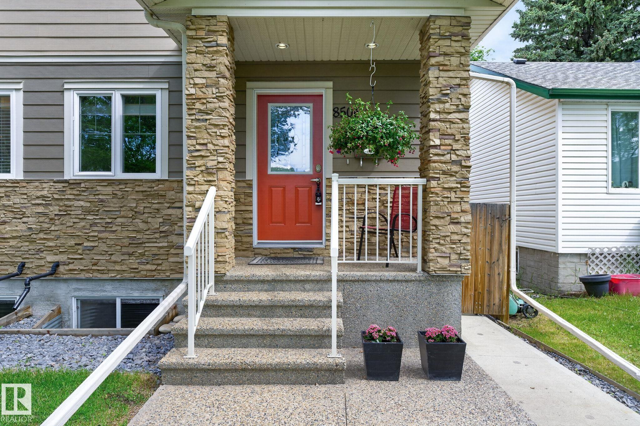8506 80 Avenue NW, King Edward Park, Edmonton