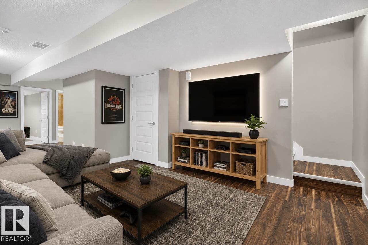 Photo 37 at 8506 80 Avenue NW, King Edward Park, Edmonton