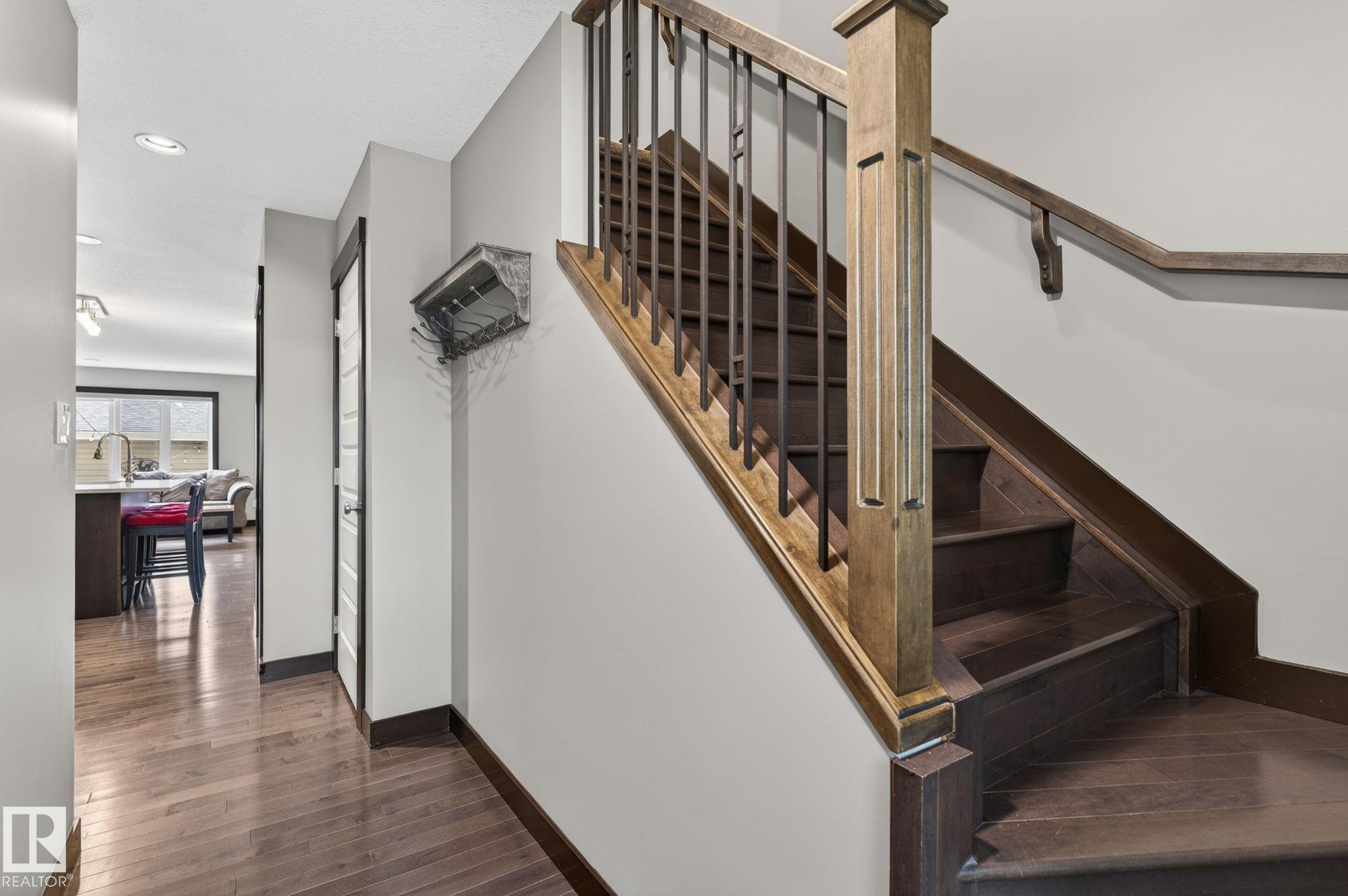 Photo 6 at 8506 80 Avenue NW, King Edward Park, Edmonton