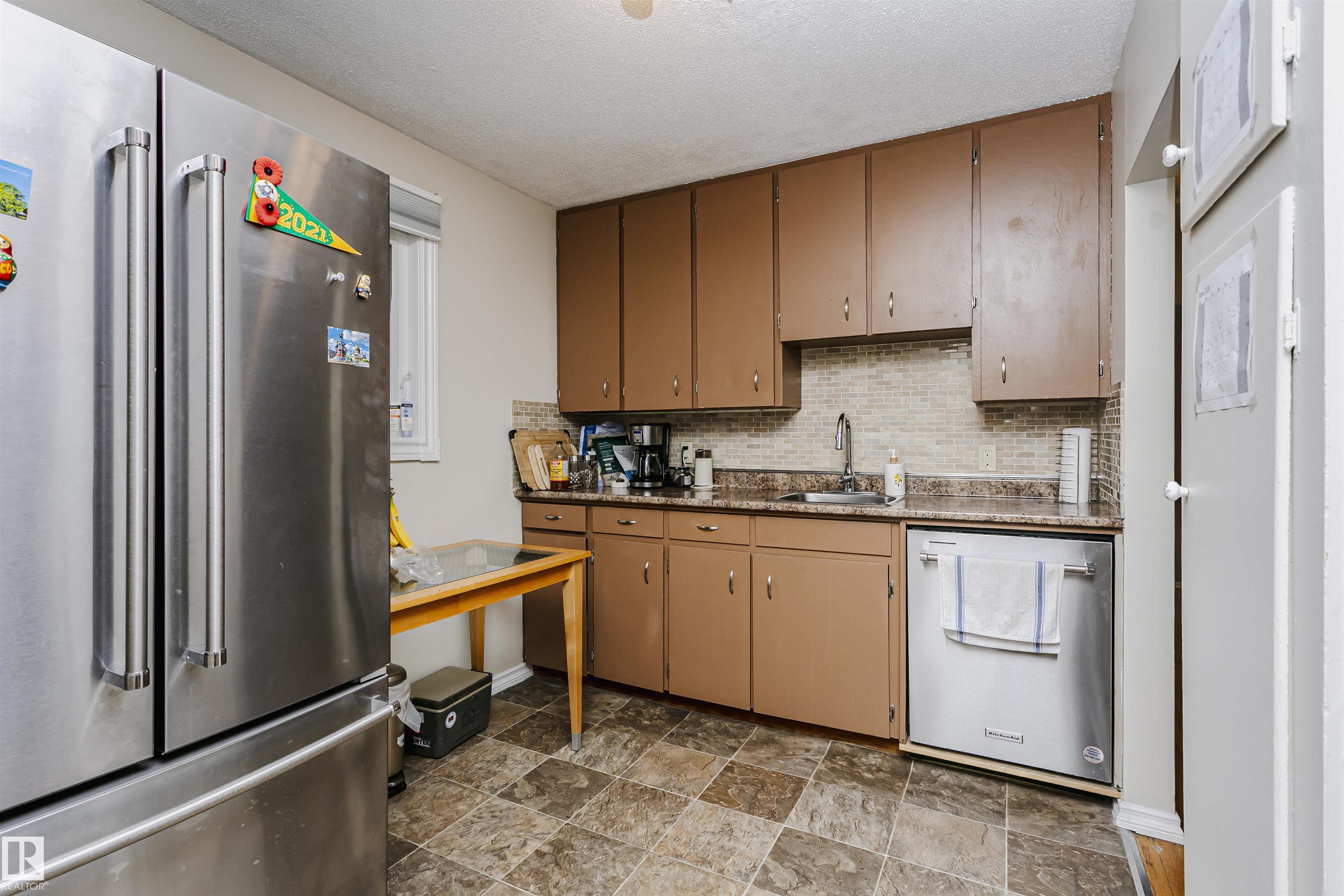 Photo 15 at 8628 64 Avenue NW, Argyll, Edmonton
