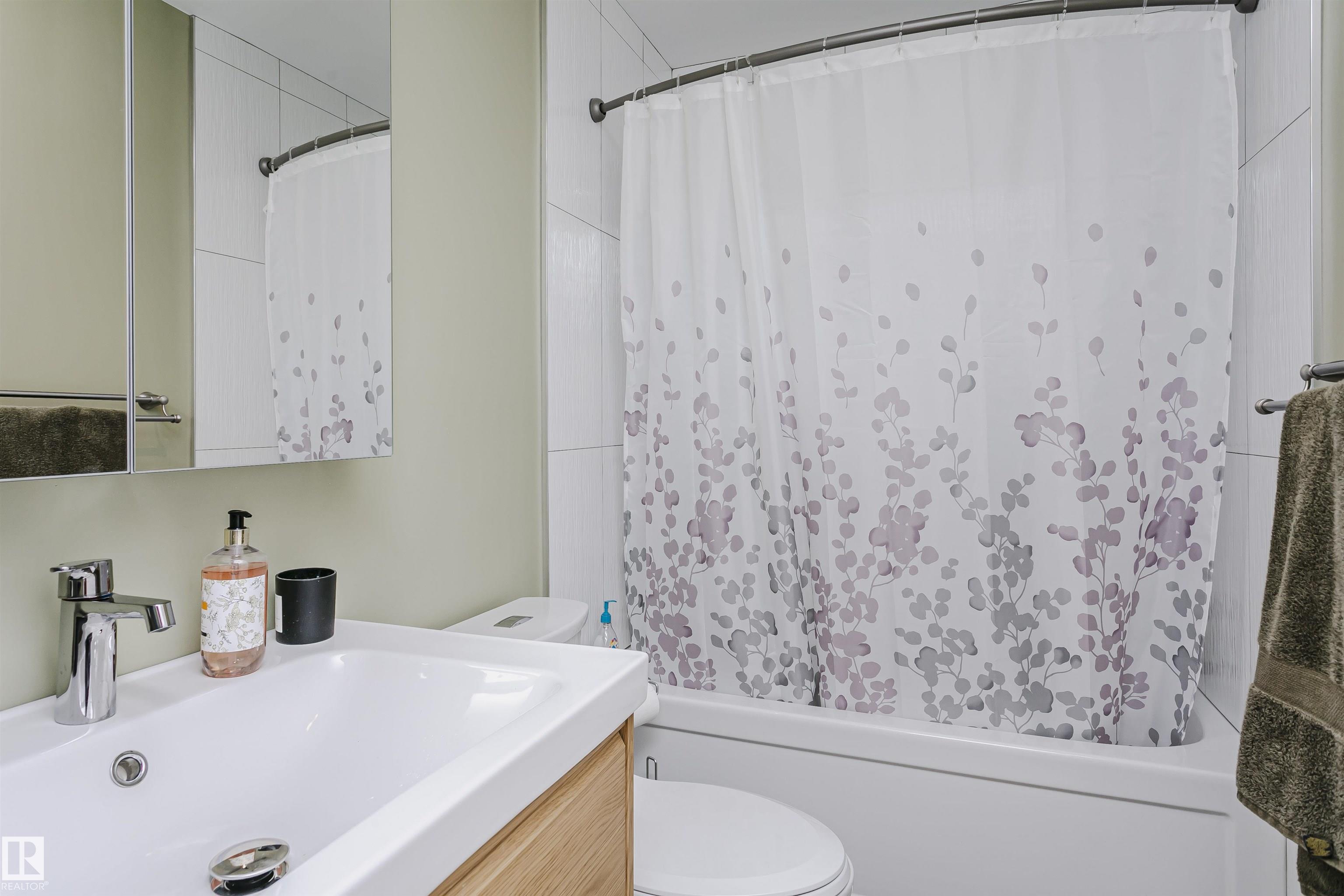 Photo 26 at 8628 64 Avenue NW, Argyll, Edmonton