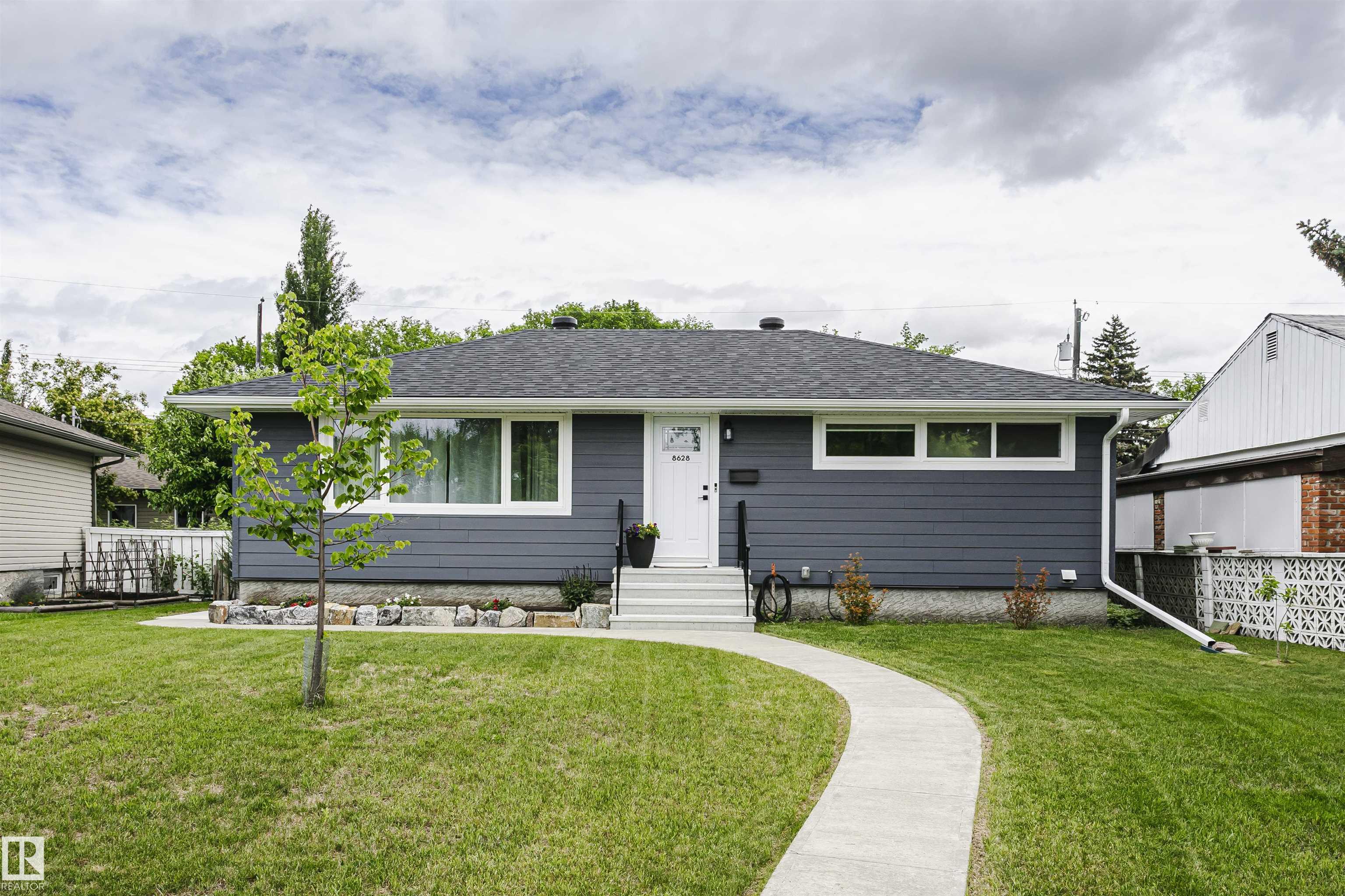 8628 64 Avenue NW, Argyll, Edmonton