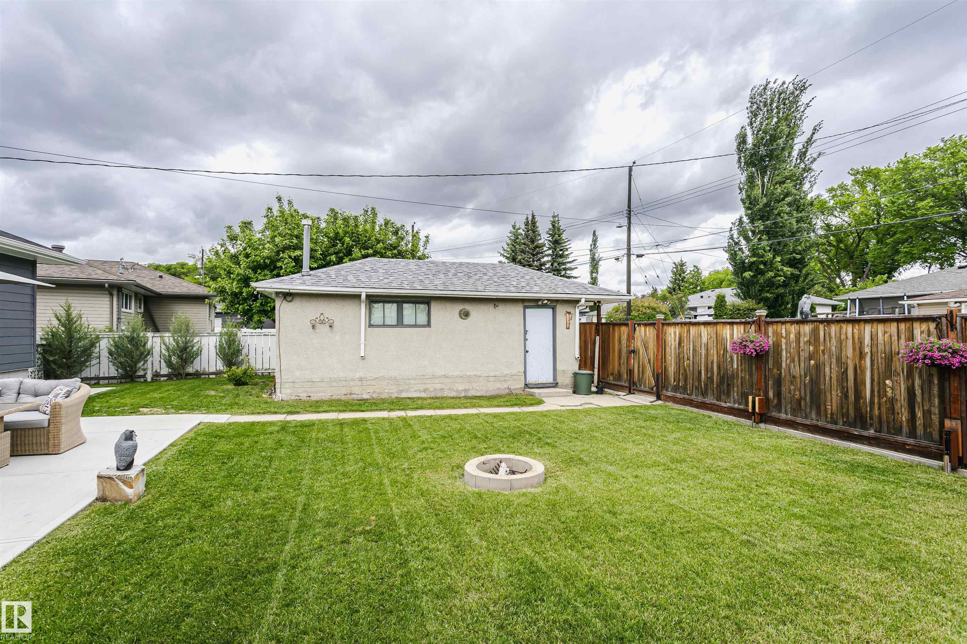 Photo 41 at 8628 64 Avenue NW, Argyll, Edmonton