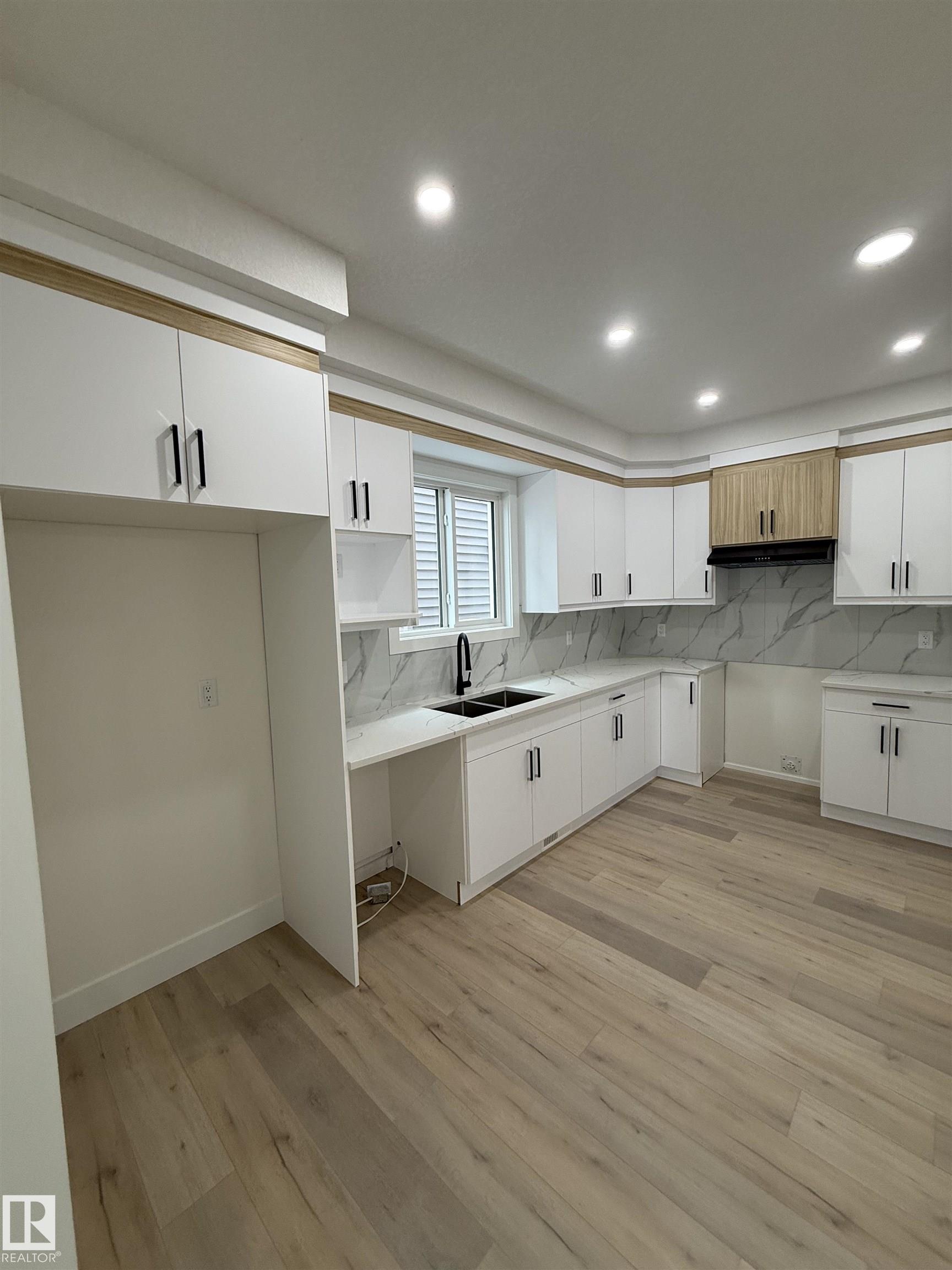 Photo 17 at 12955 121 Street NW, Calder, Edmonton