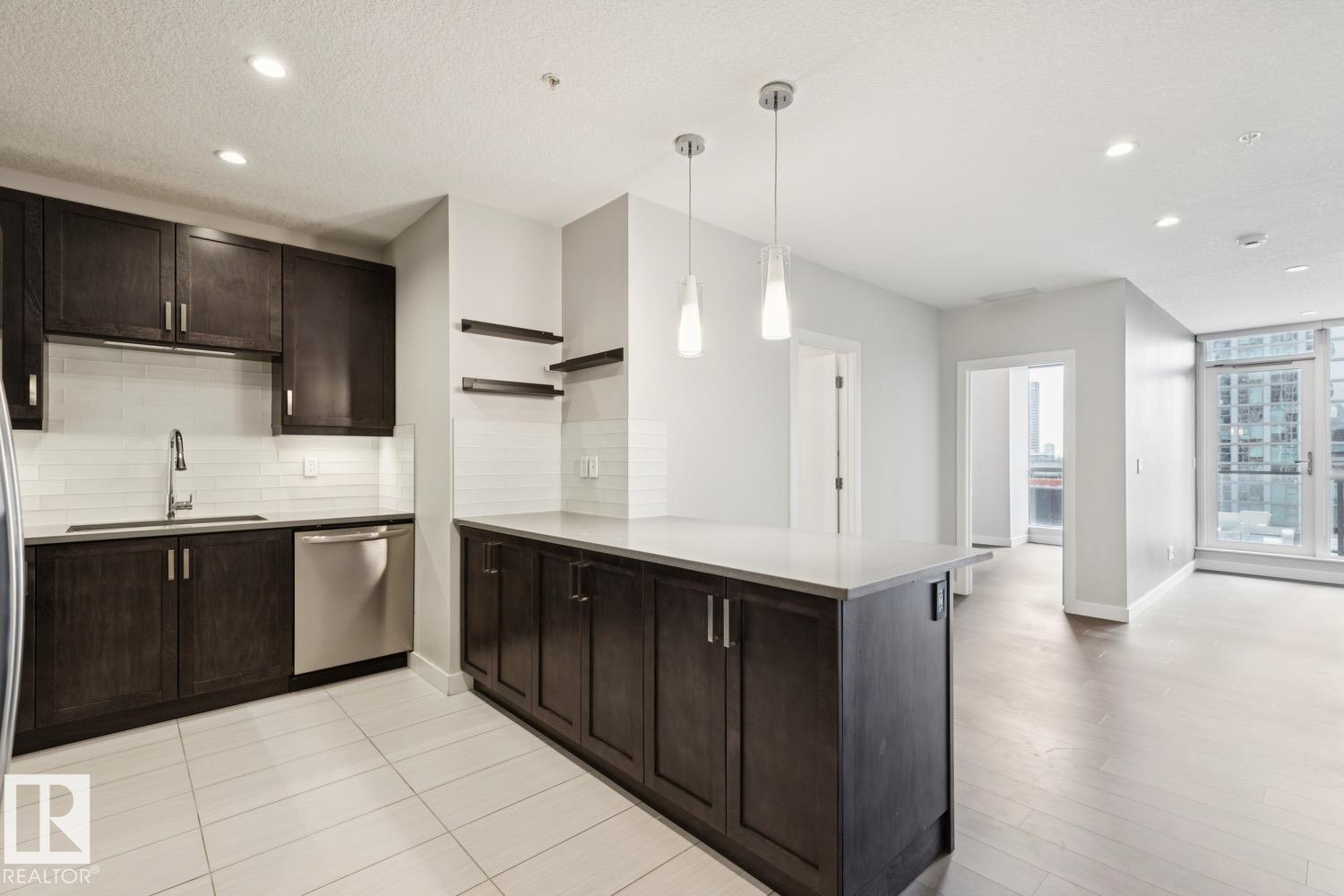 Photo 12 at 809 - 10238 103 Street NW, Downtown, Edmonton