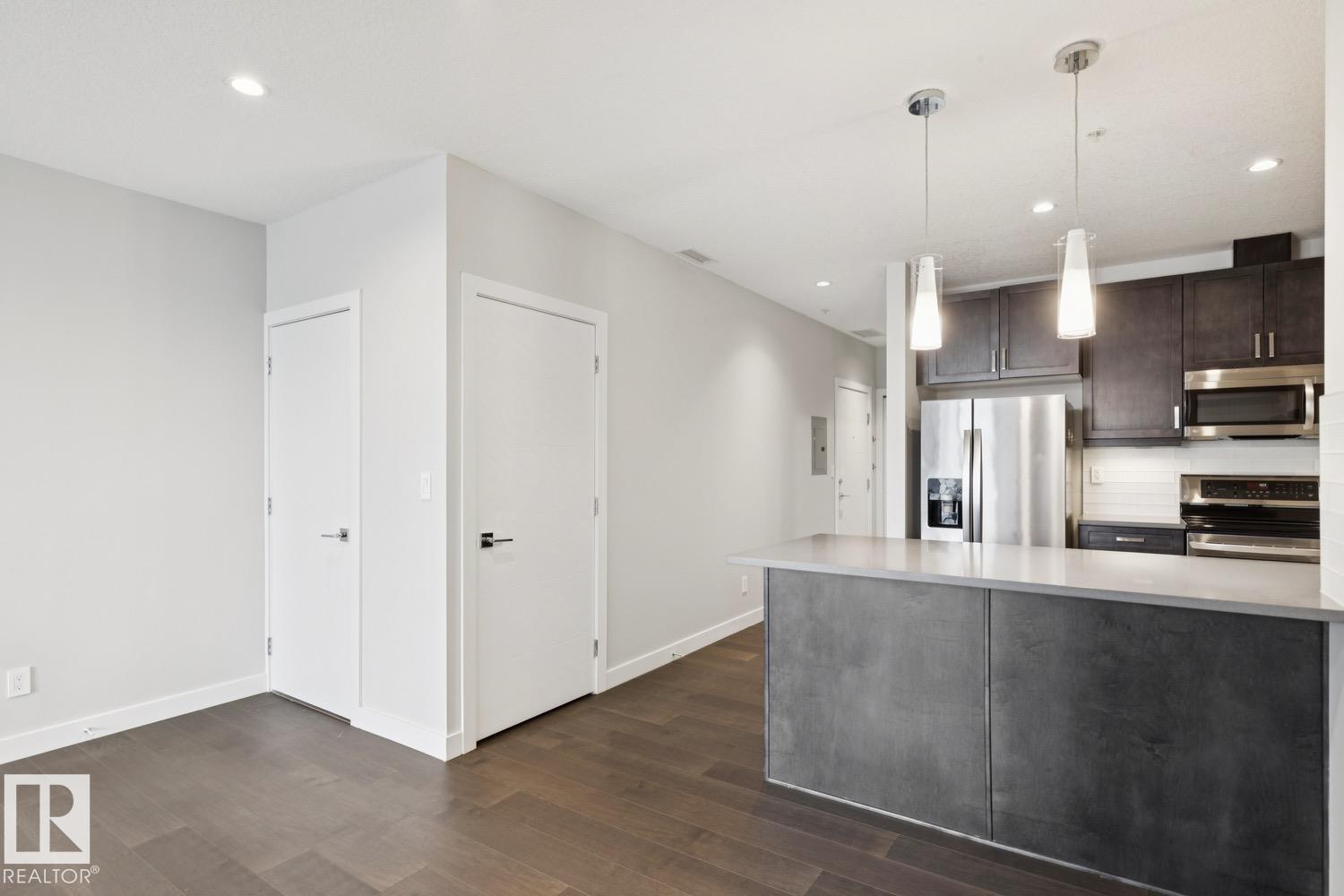 Photo 17 at 809 - 10238 103 Street NW, Downtown, Edmonton