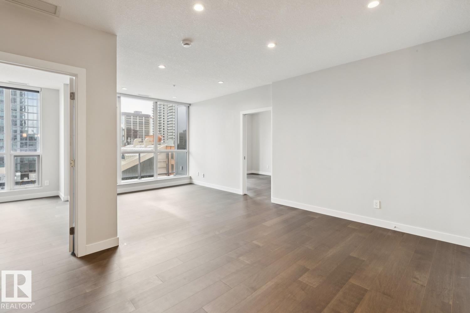 Photo 18 at 809 - 10238 103 Street NW, Downtown, Edmonton