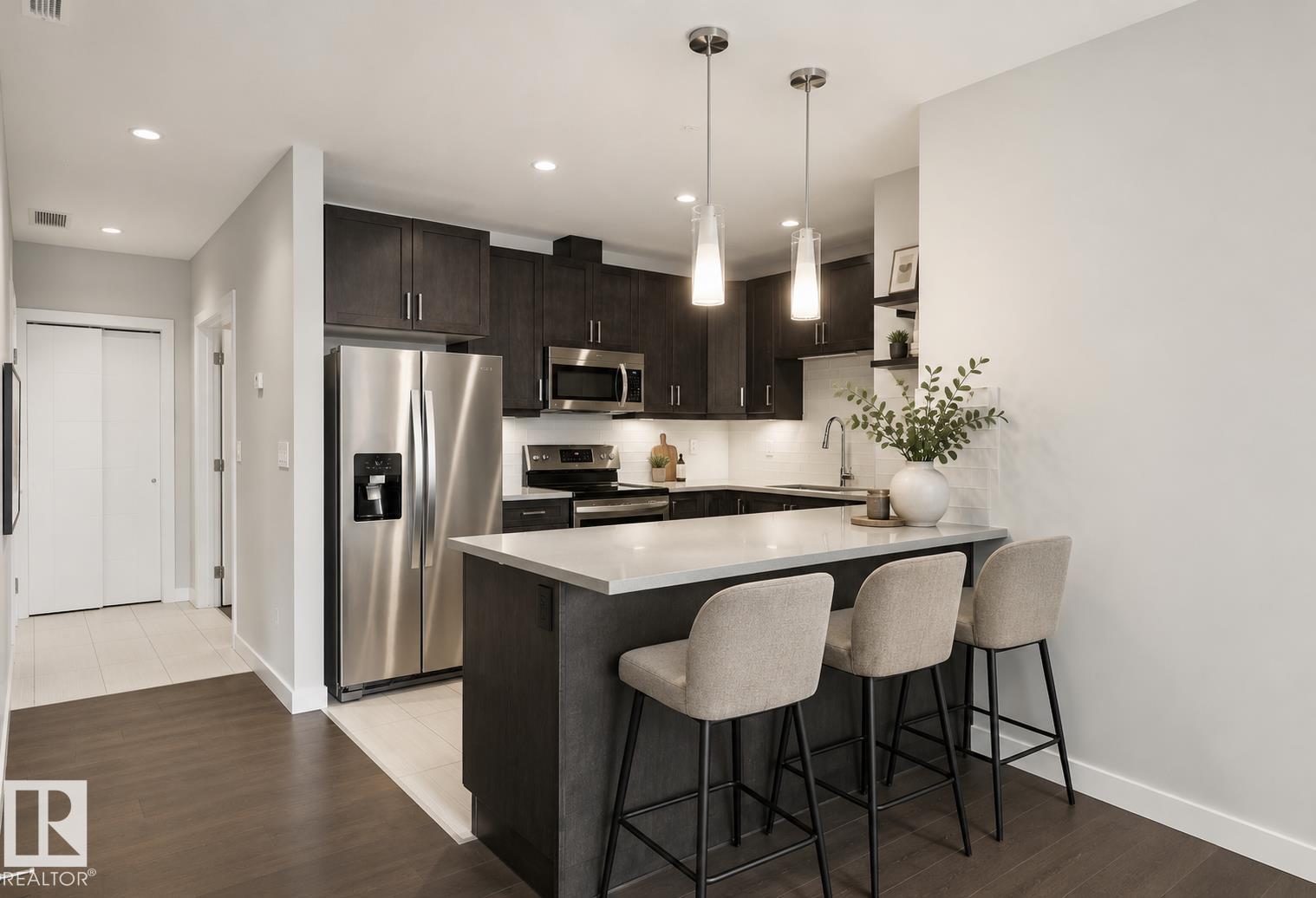 809 - 10238 103 Street NW, Downtown, Edmonton
