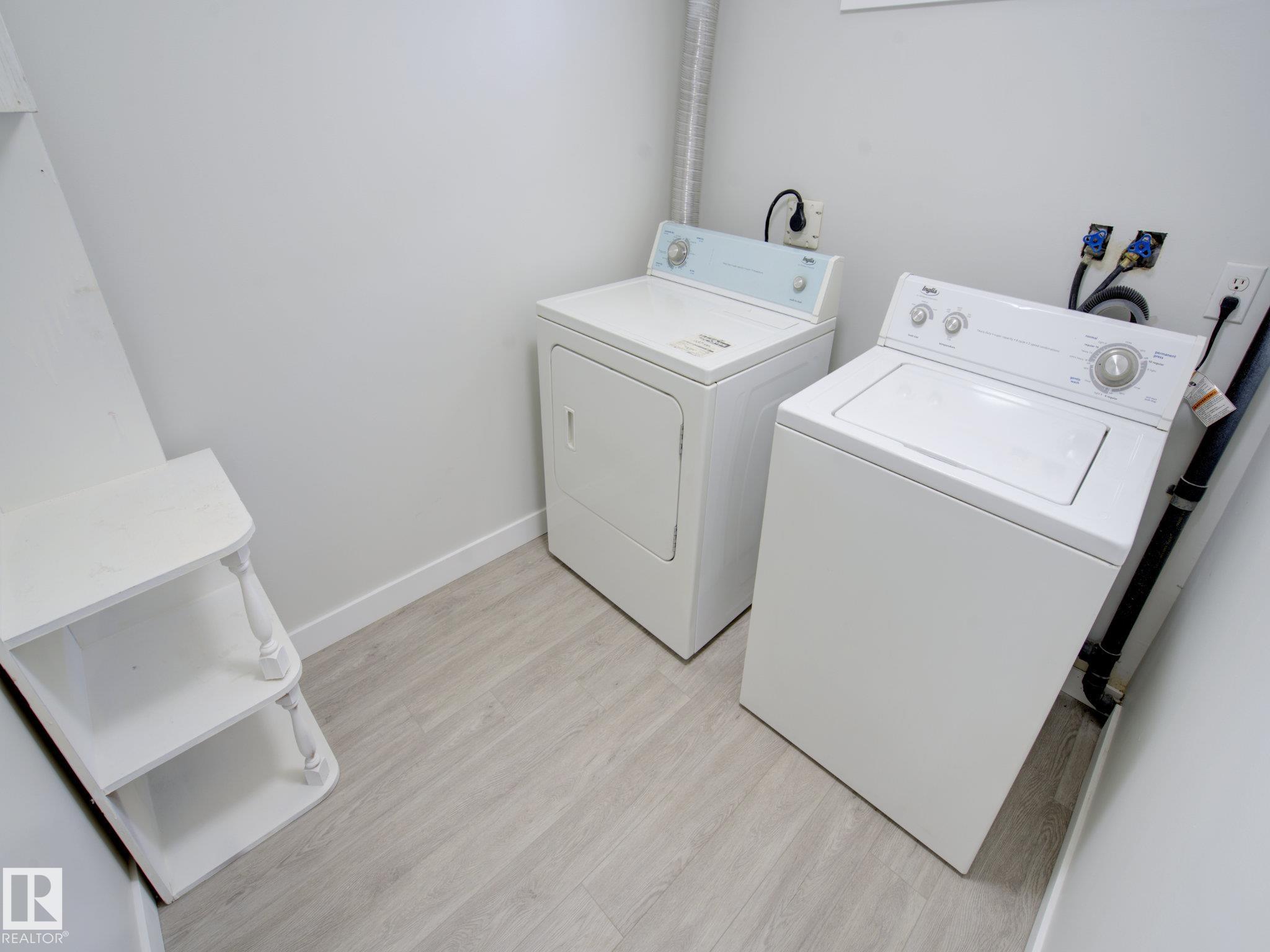 https://zimg.paragon.ice.com/ParagonImages/Property/PM/RAE/225406262/19/0/0/4b1e1b67446ecc0961d9cad6447094a2/1/98a8f6594a9624e0c6f5b8c9aecb2704/225406262-2af84316-3338-4822-a2ca-99b53ce1946a.JPG