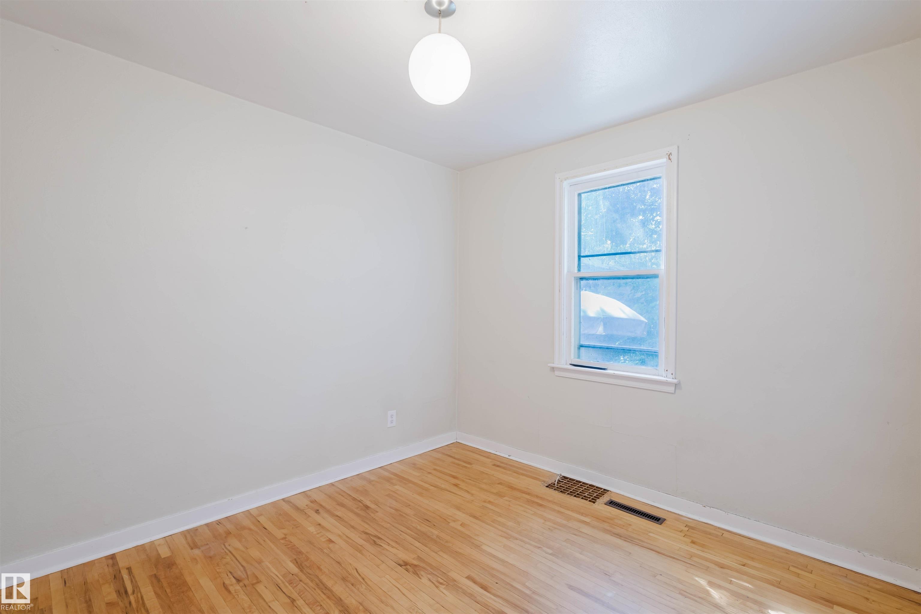 Photo 14 at 7230 112 Street NW, McKernan, Edmonton