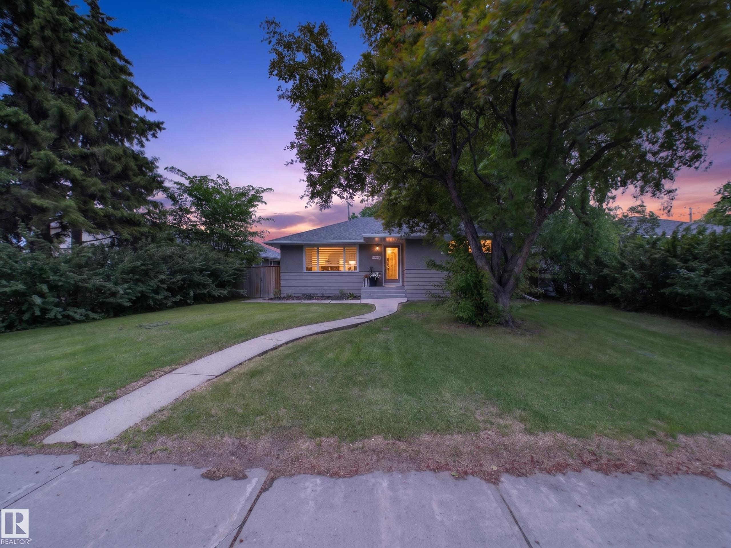 15803 83 Avenue NW, Lynnwood, Edmonton