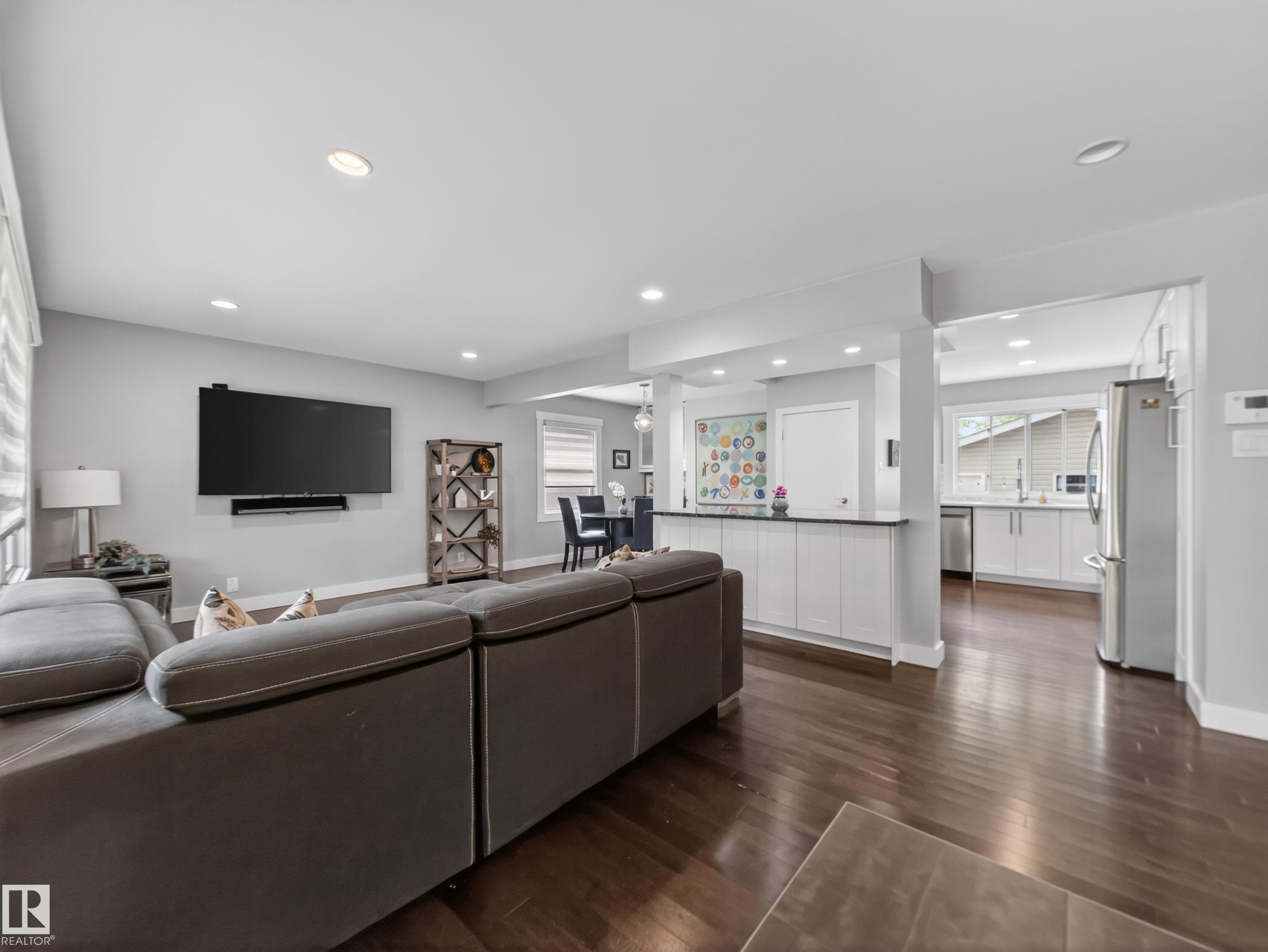 15803 83 Avenue NW, Lynnwood, Edmonton