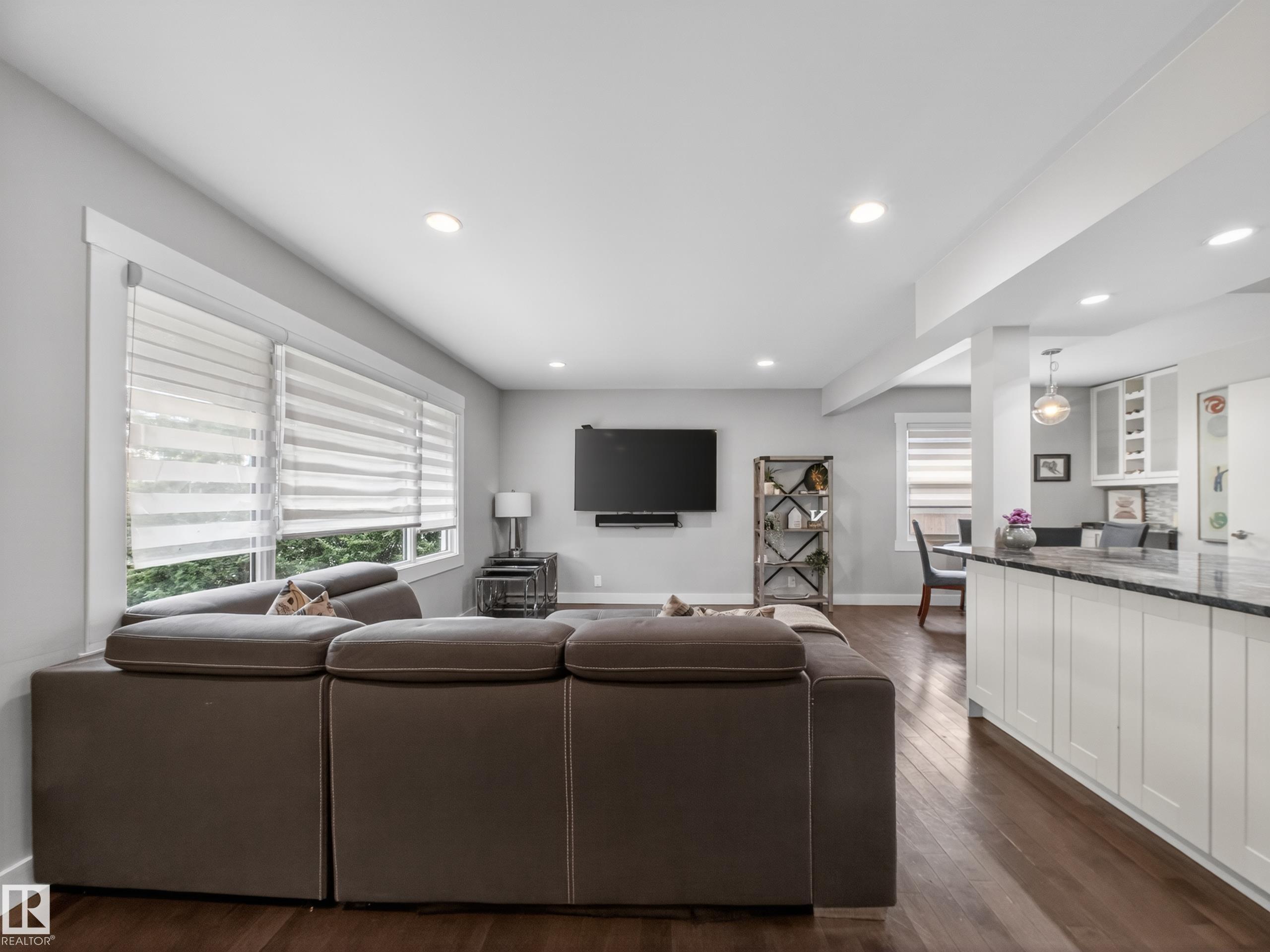 15803 83 Avenue NW, Lynnwood, Edmonton