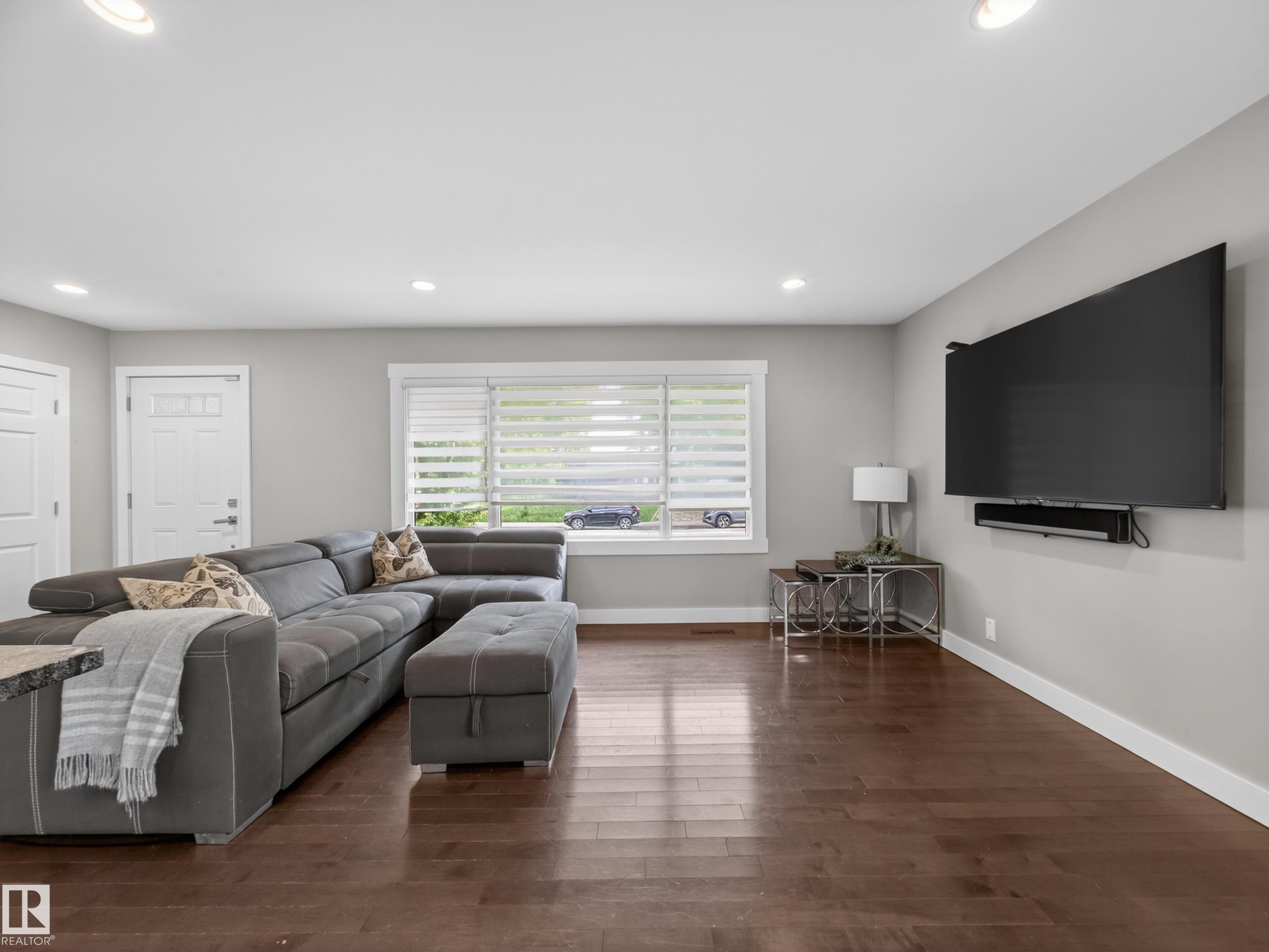 Photo 7 at 15803 83 Avenue NW, Lynnwood, Edmonton