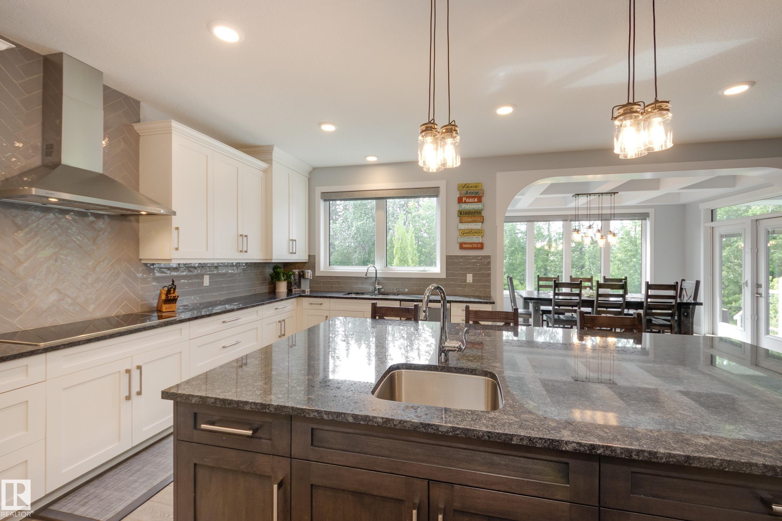 Photo 17 at 1314 Clement Court NW, Cameron Heights, Edmonton