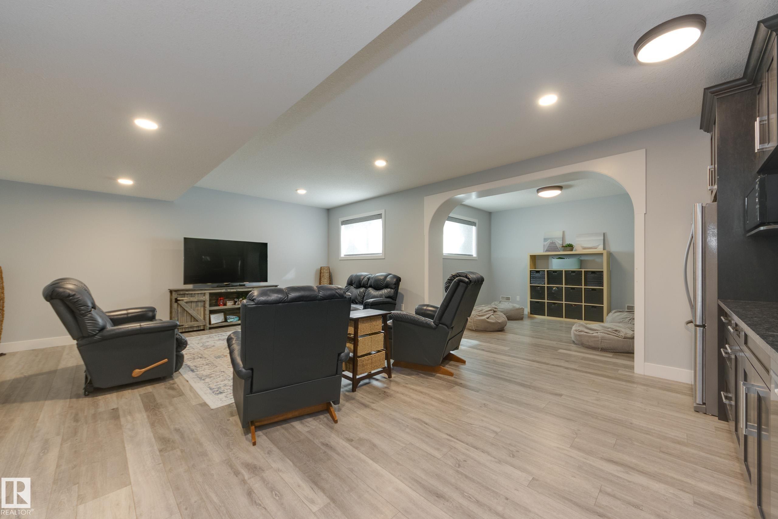 Photo 46 at 1314 Clement Court NW, Cameron Heights, Edmonton