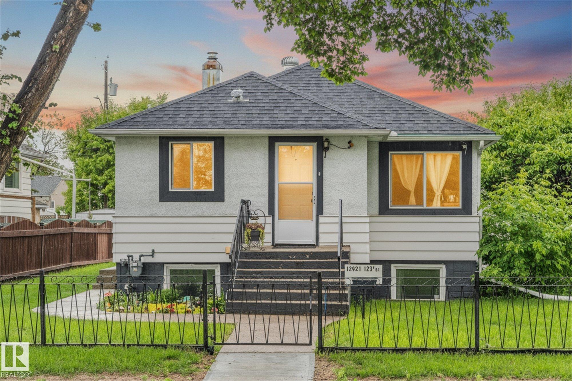 12921 123a Street NW, Calder, Edmonton