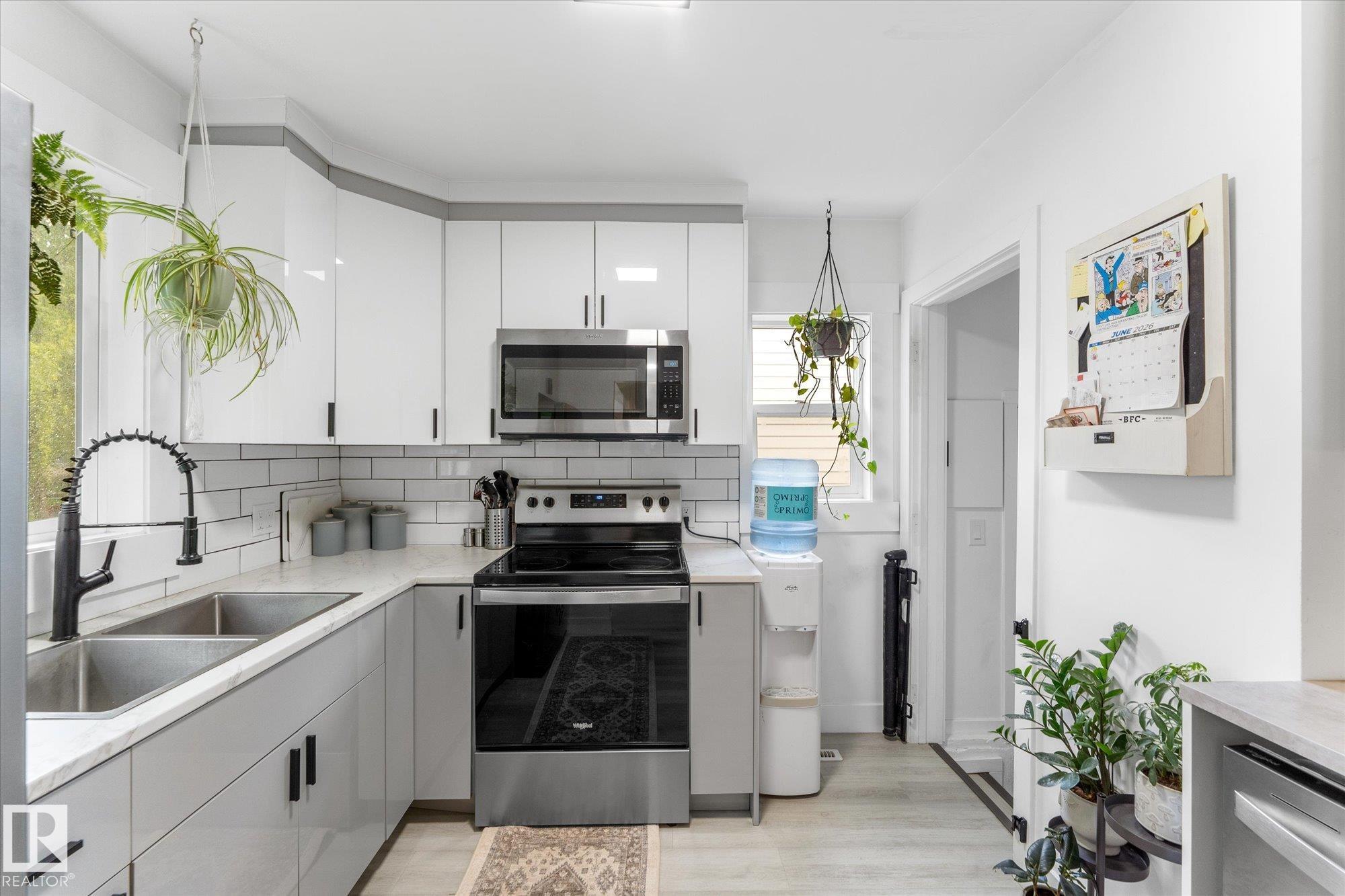 Photo 11 at 12921 123a Street NW, Calder, Edmonton
