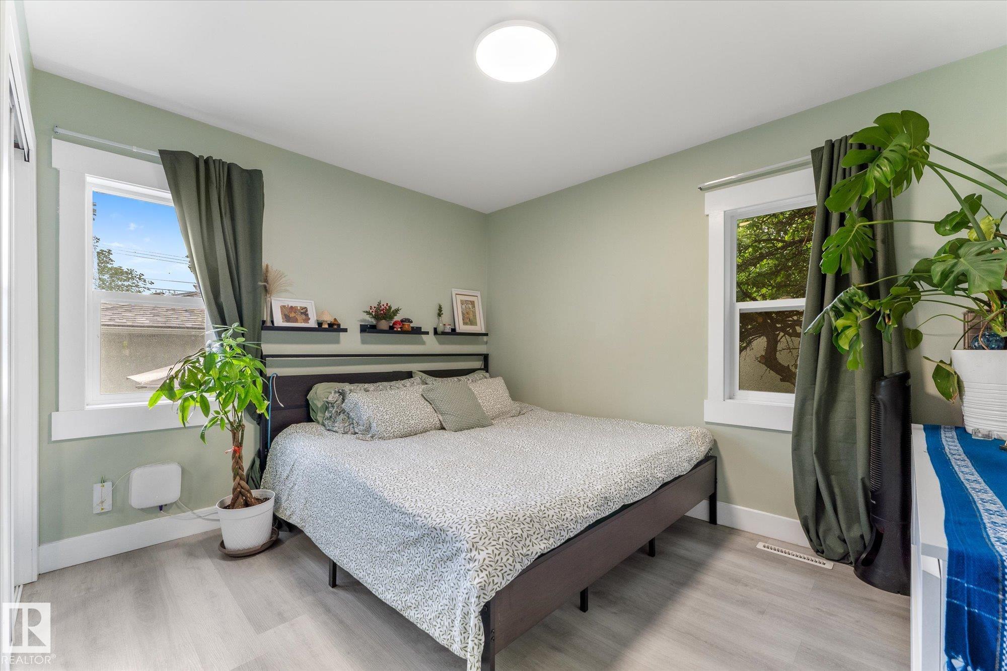 Photo 14 at 12921 123a Street NW, Calder, Edmonton