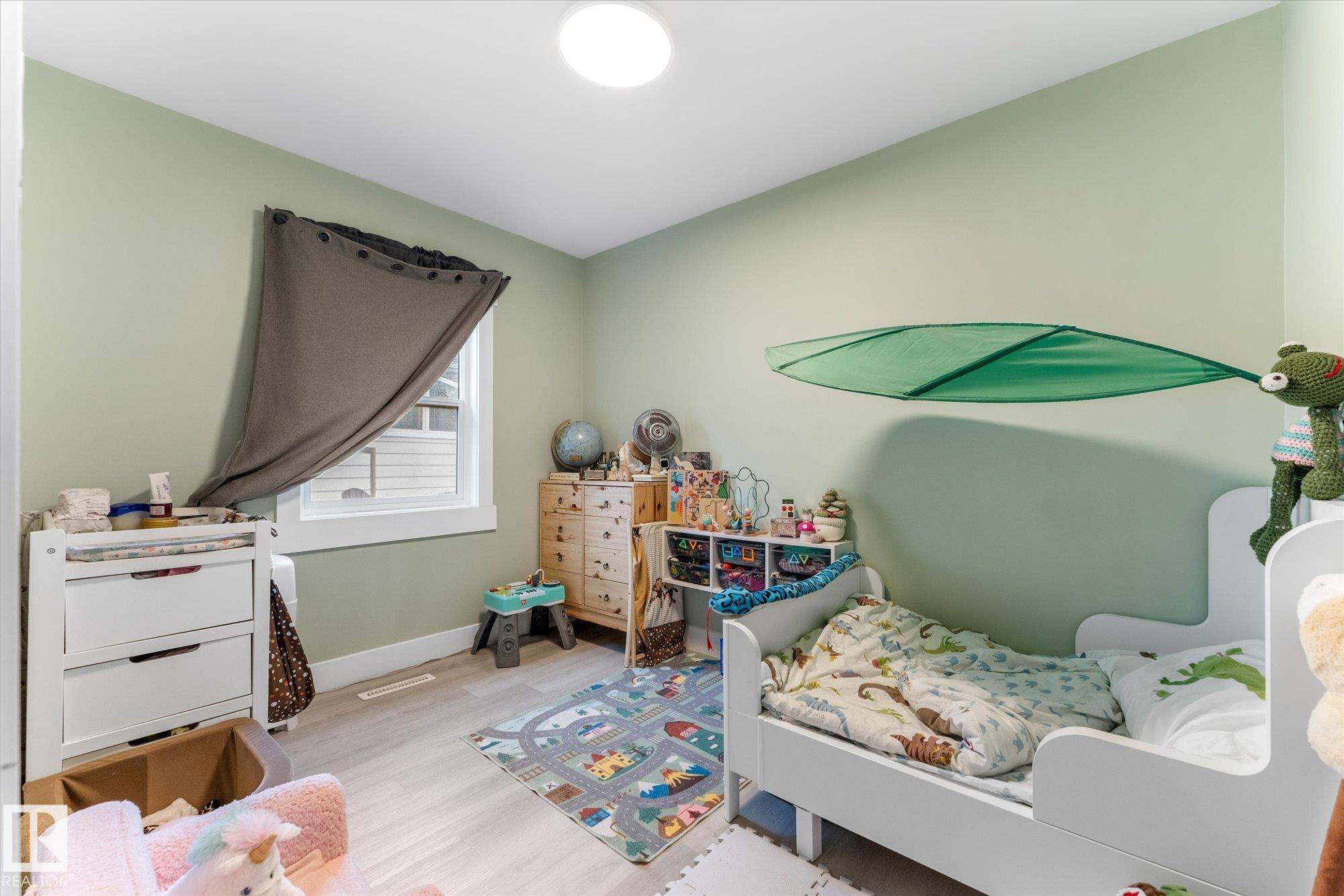 Photo 16 at 12921 123a Street NW, Calder, Edmonton