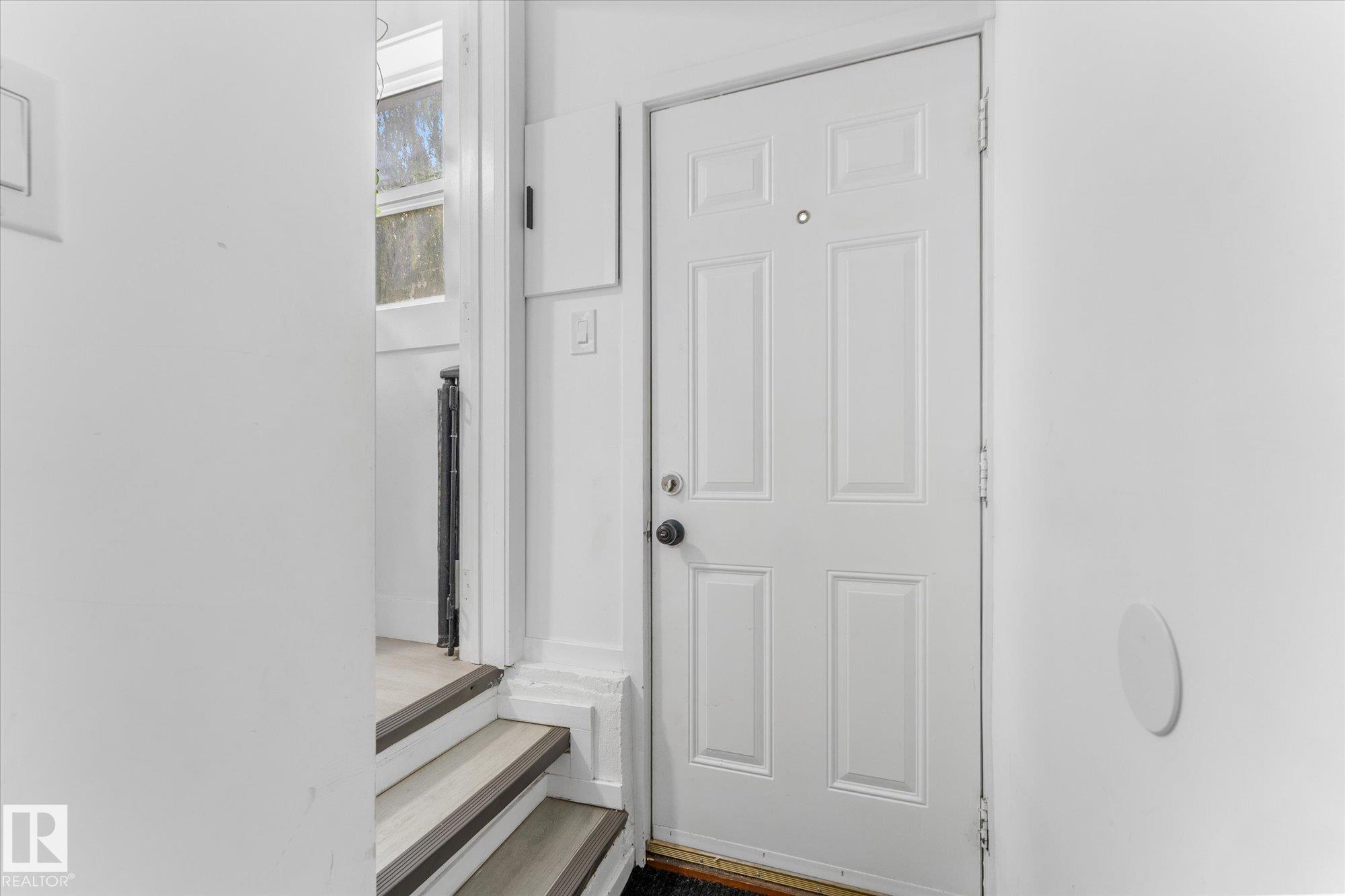Photo 19 at 12921 123a Street NW, Calder, Edmonton