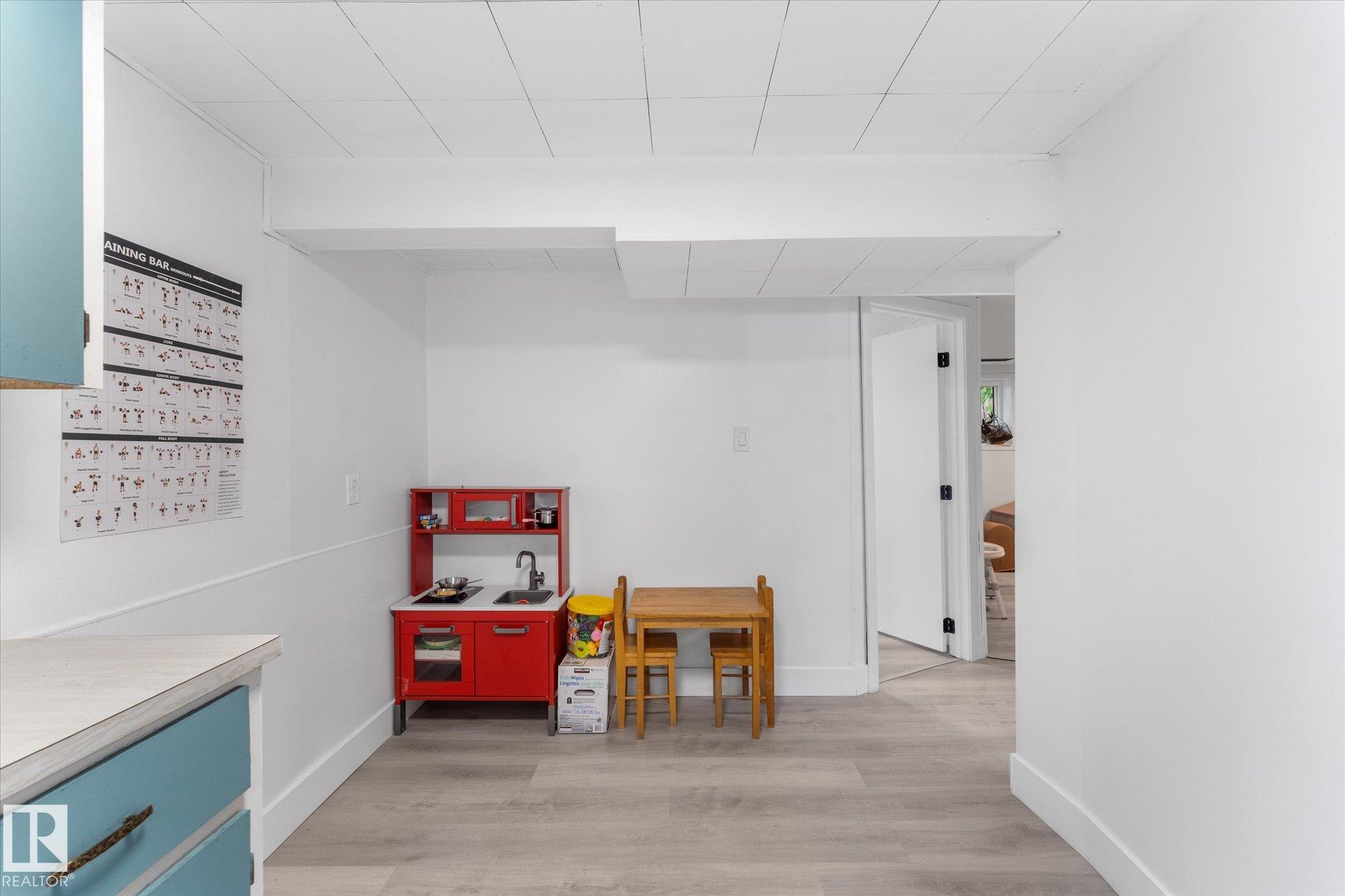 Photo 25 at 12921 123a Street NW, Calder, Edmonton