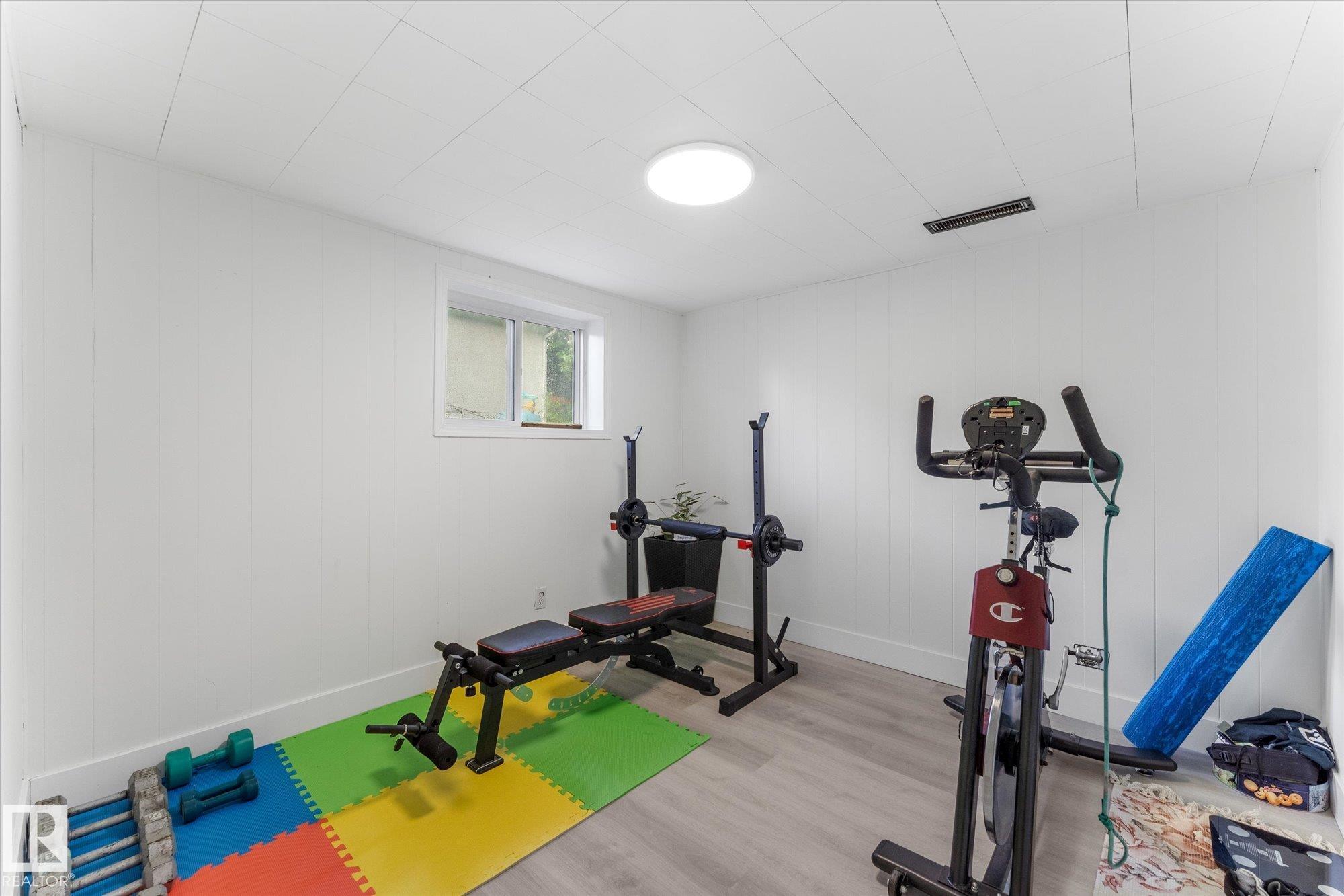 Photo 26 at 12921 123a Street NW, Calder, Edmonton