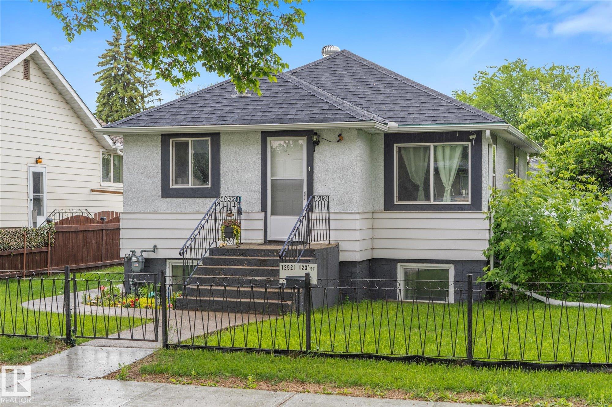 12921 123a Street NW, Calder, Edmonton