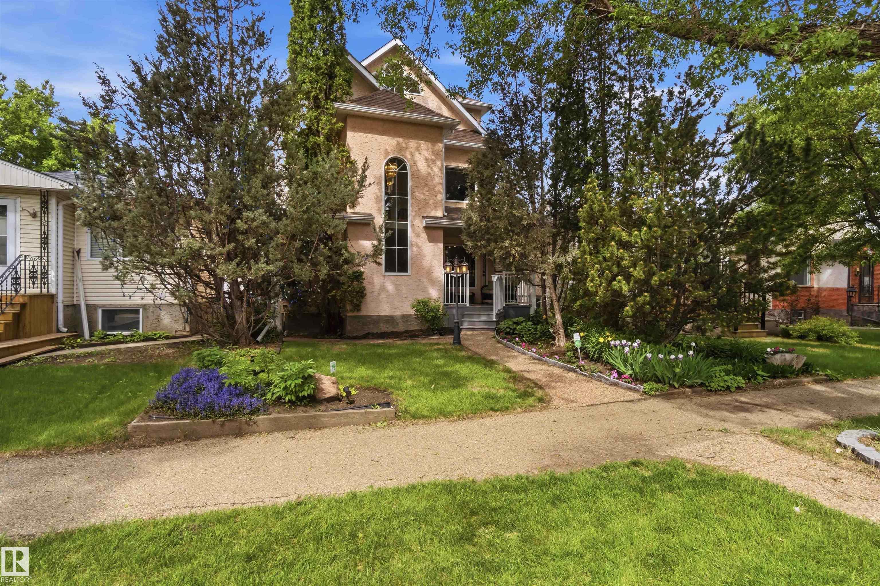 9730 95 Street NW, Cloverdale, Edmonton