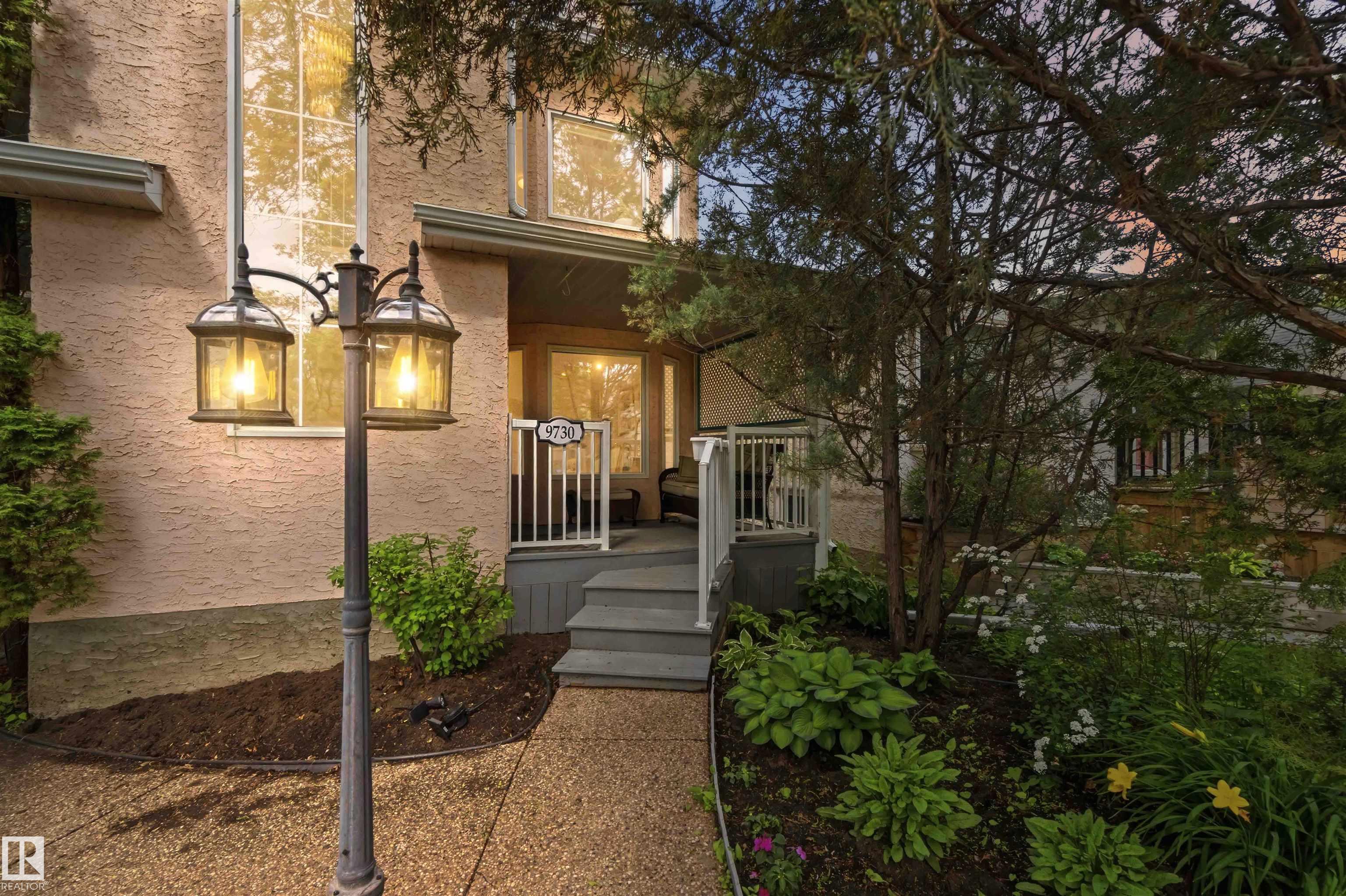 9730 95 Street NW, Cloverdale, Edmonton