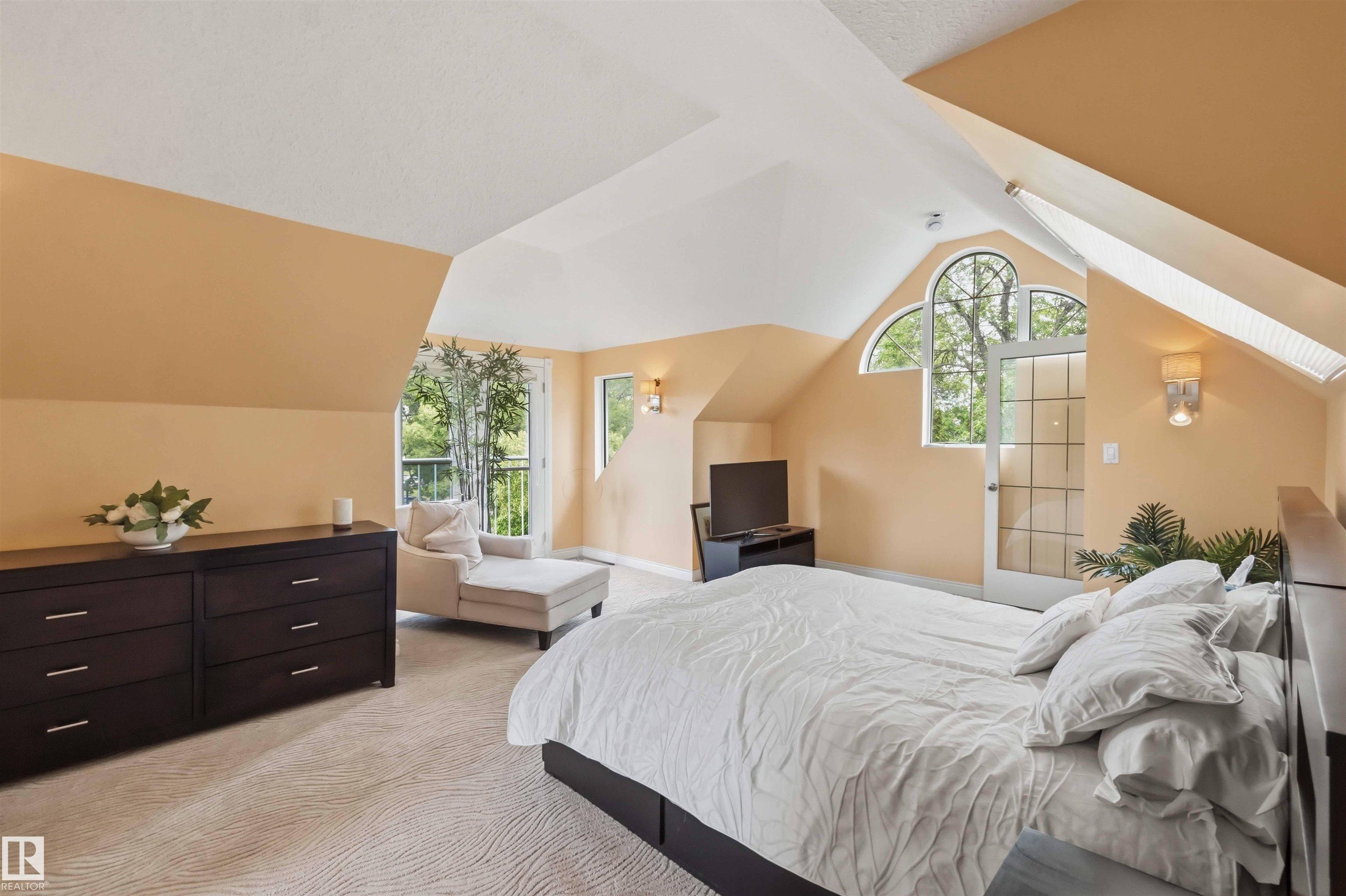 Photo 45 at 9730 95 Street NW, Cloverdale, Edmonton