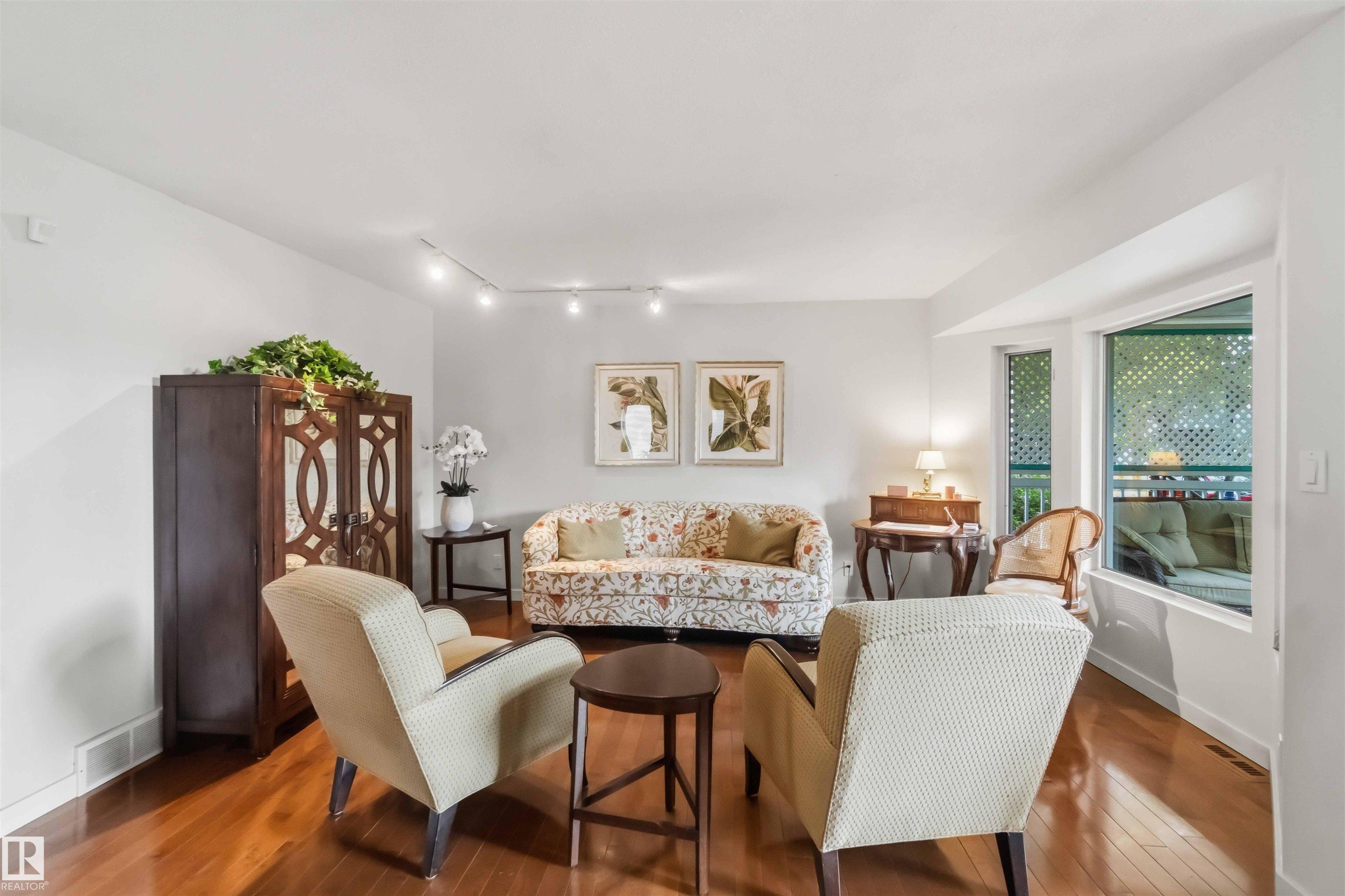 Photo 9 at 9730 95 Street NW, Cloverdale, Edmonton
