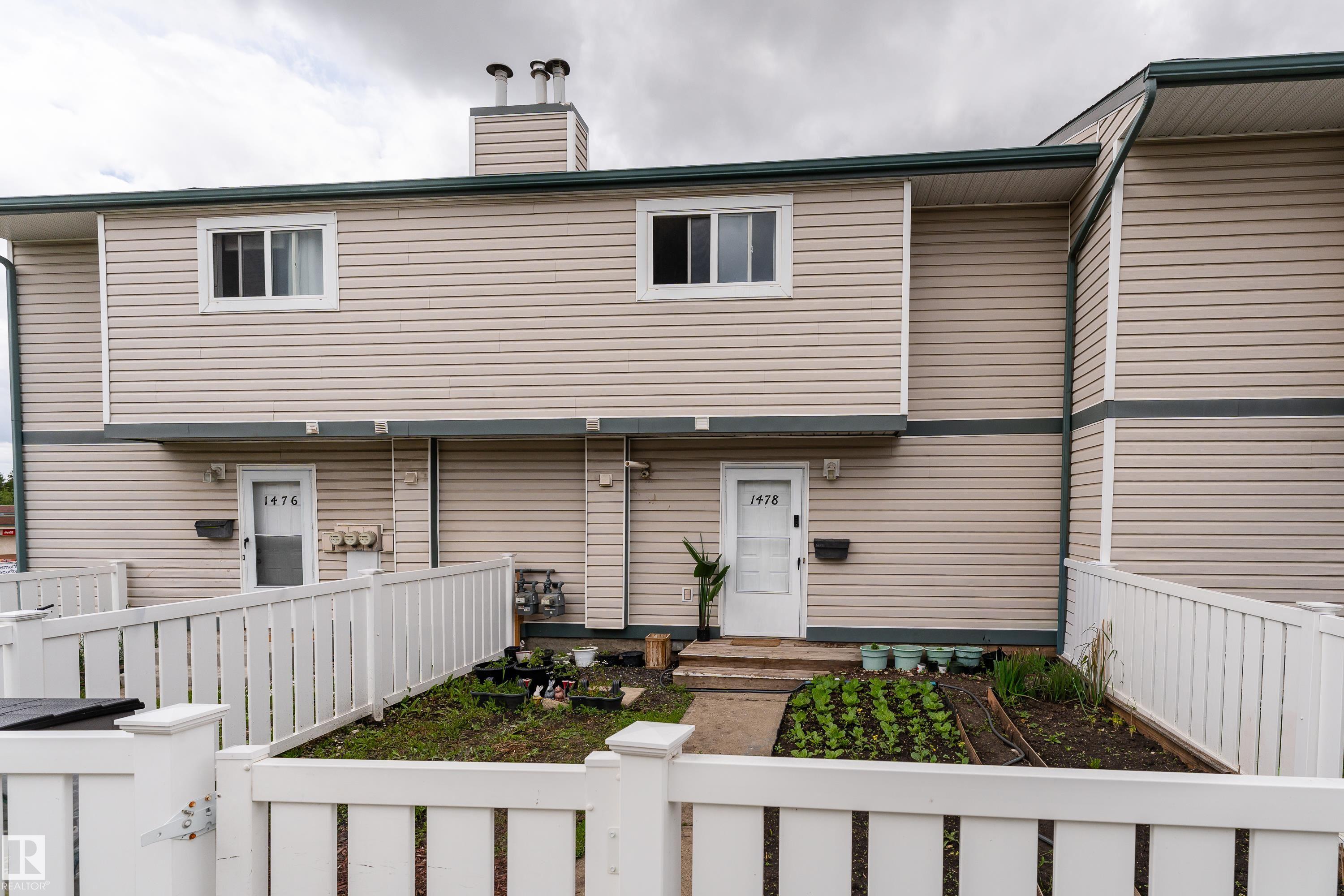 1478 Lakewood Road W NW, Tipaskan, Edmonton