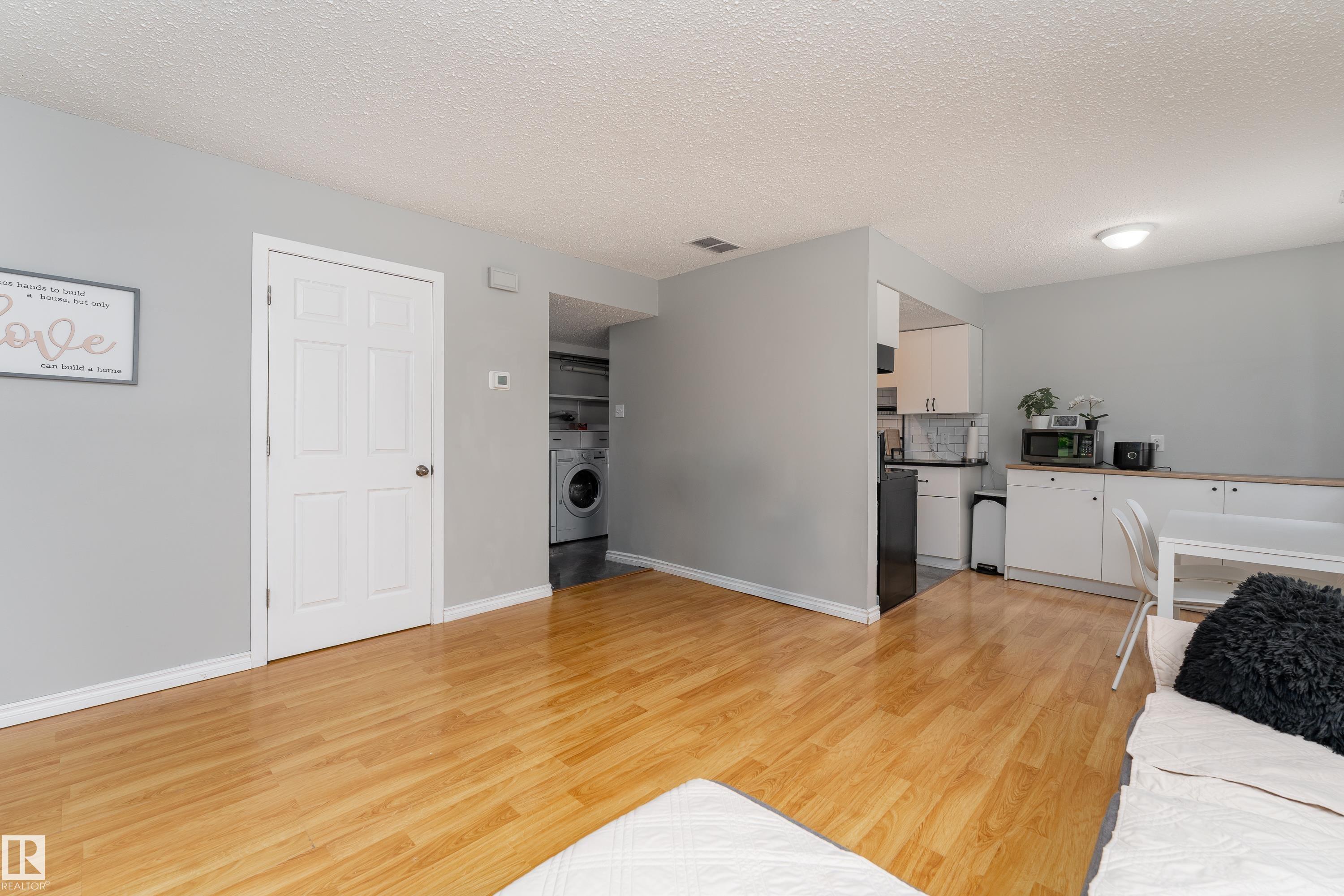 1478 Lakewood Road W NW, Tipaskan, Edmonton