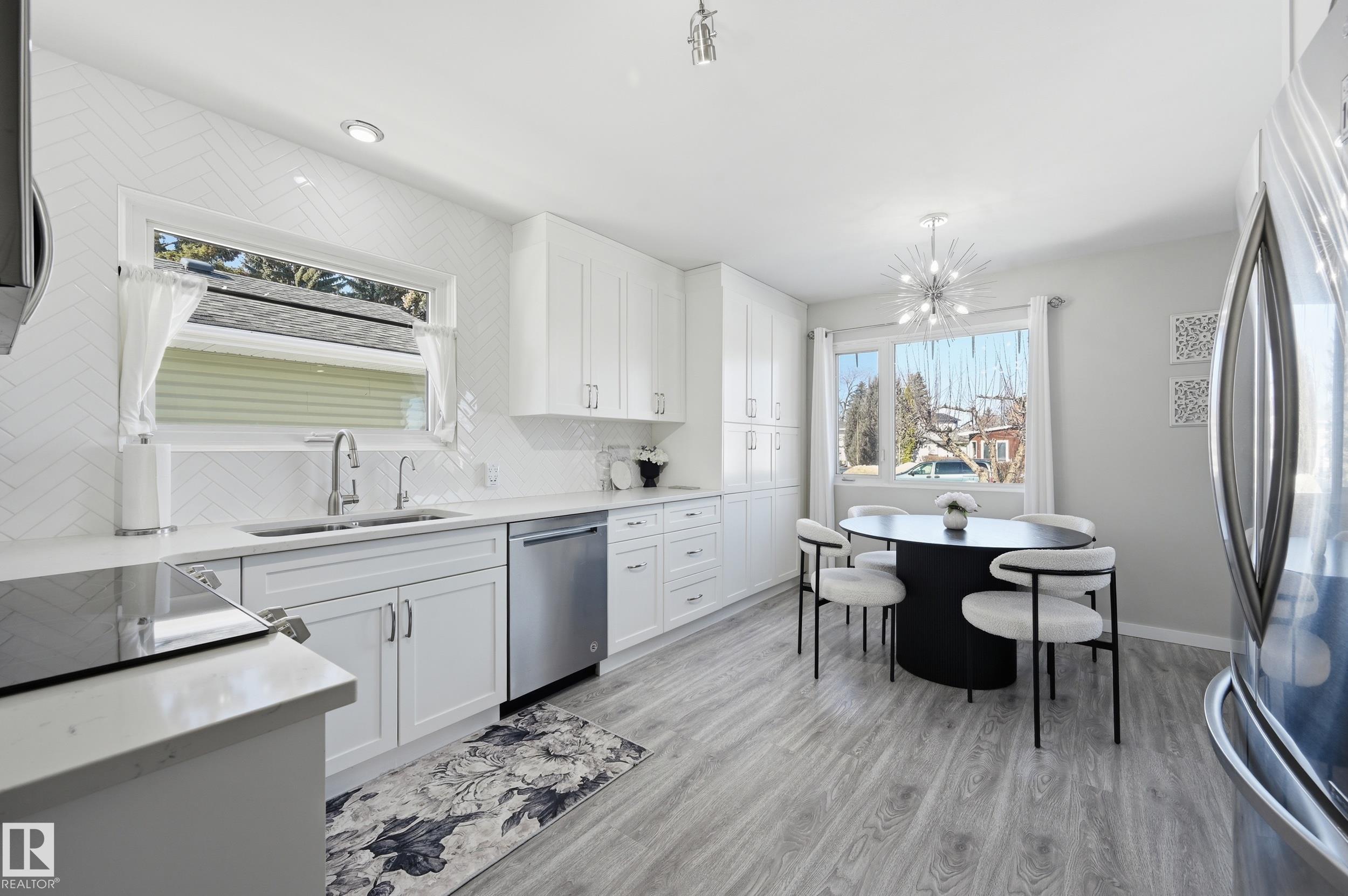 Photo 12 at 7719 71 Avenue NW, Avonmore, Edmonton