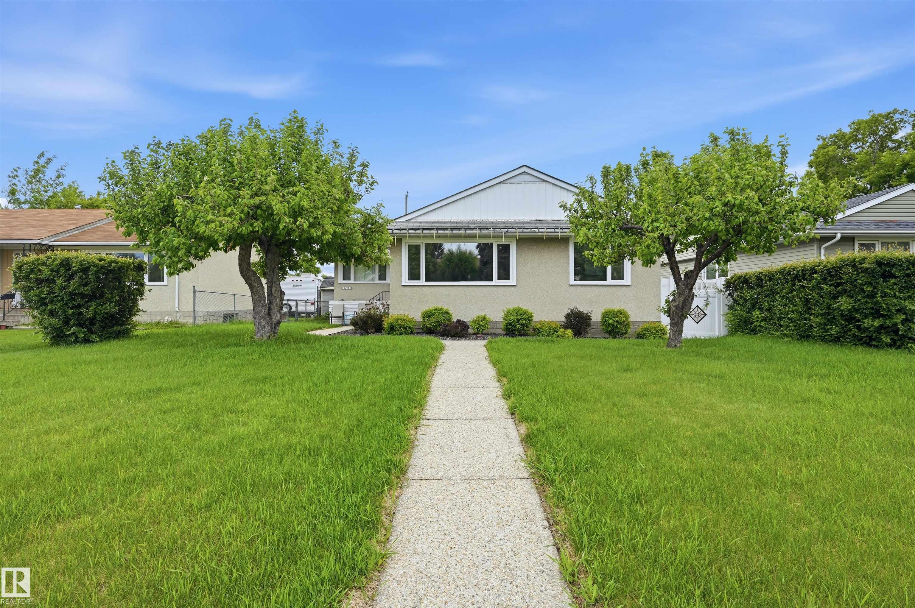 Photo 38 at 7719 71 Avenue NW, Avonmore, Edmonton