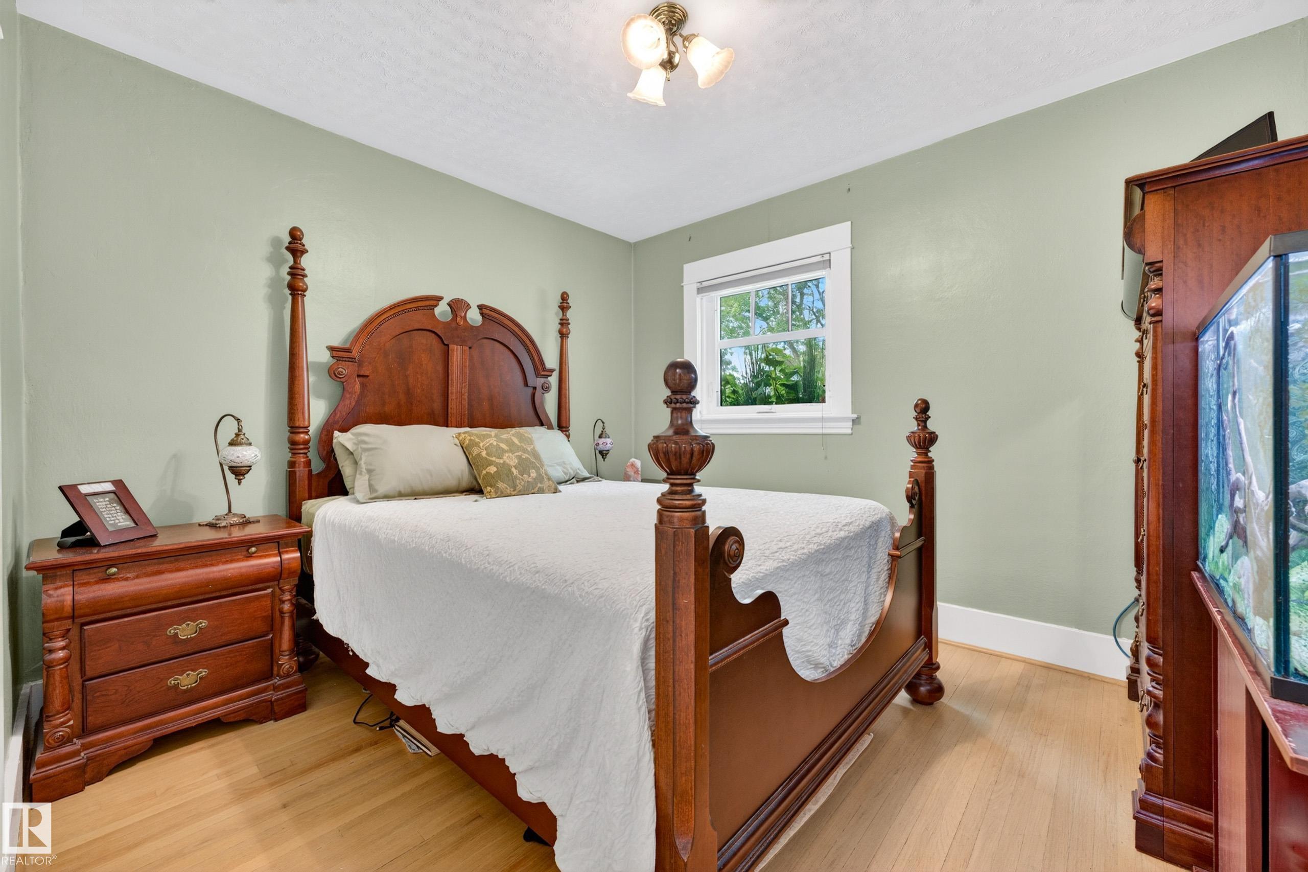 Photo 22 at 11313 67 Street NW, Highlands, Edmonton