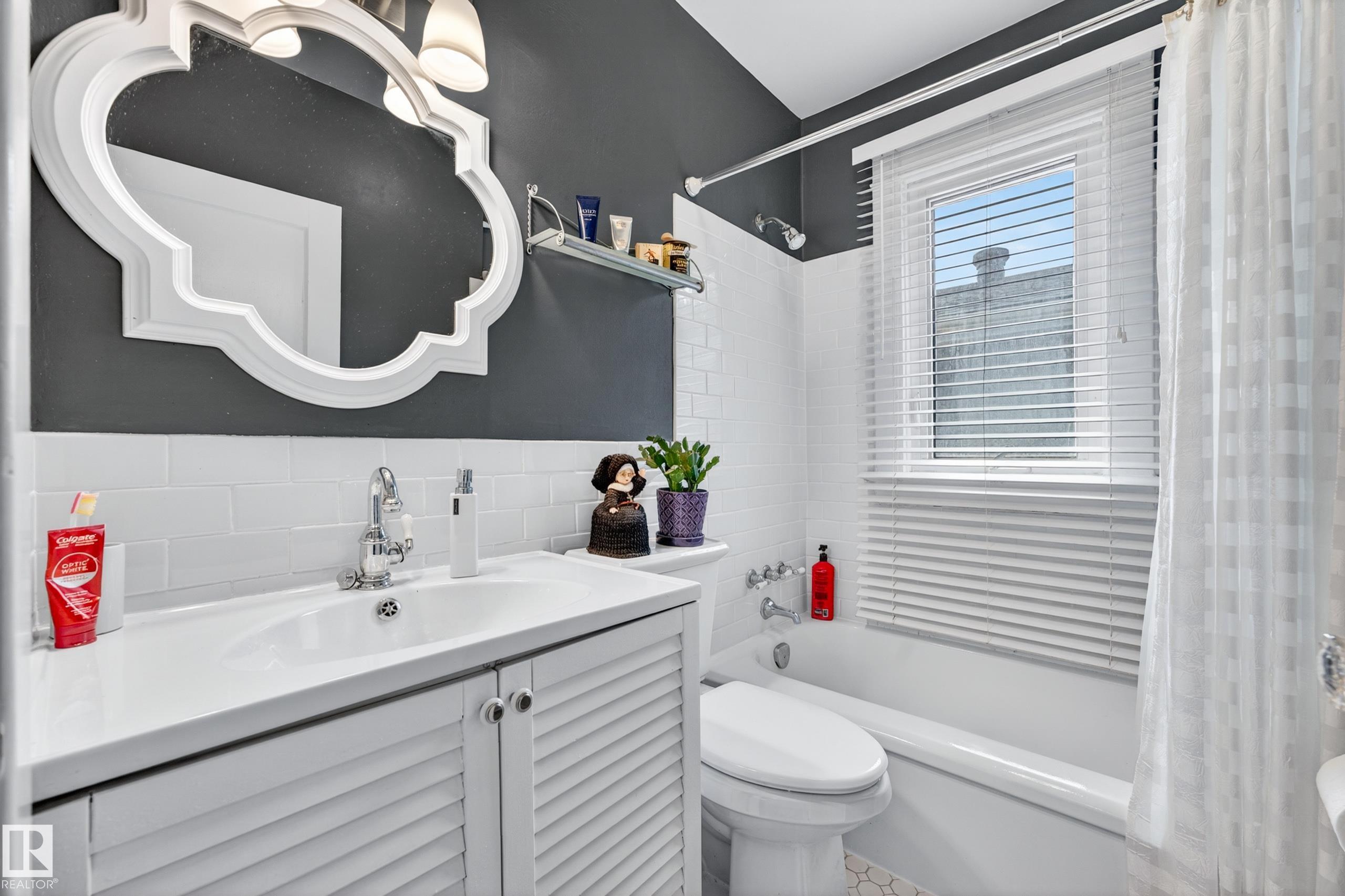Photo 27 at 11313 67 Street NW, Highlands, Edmonton