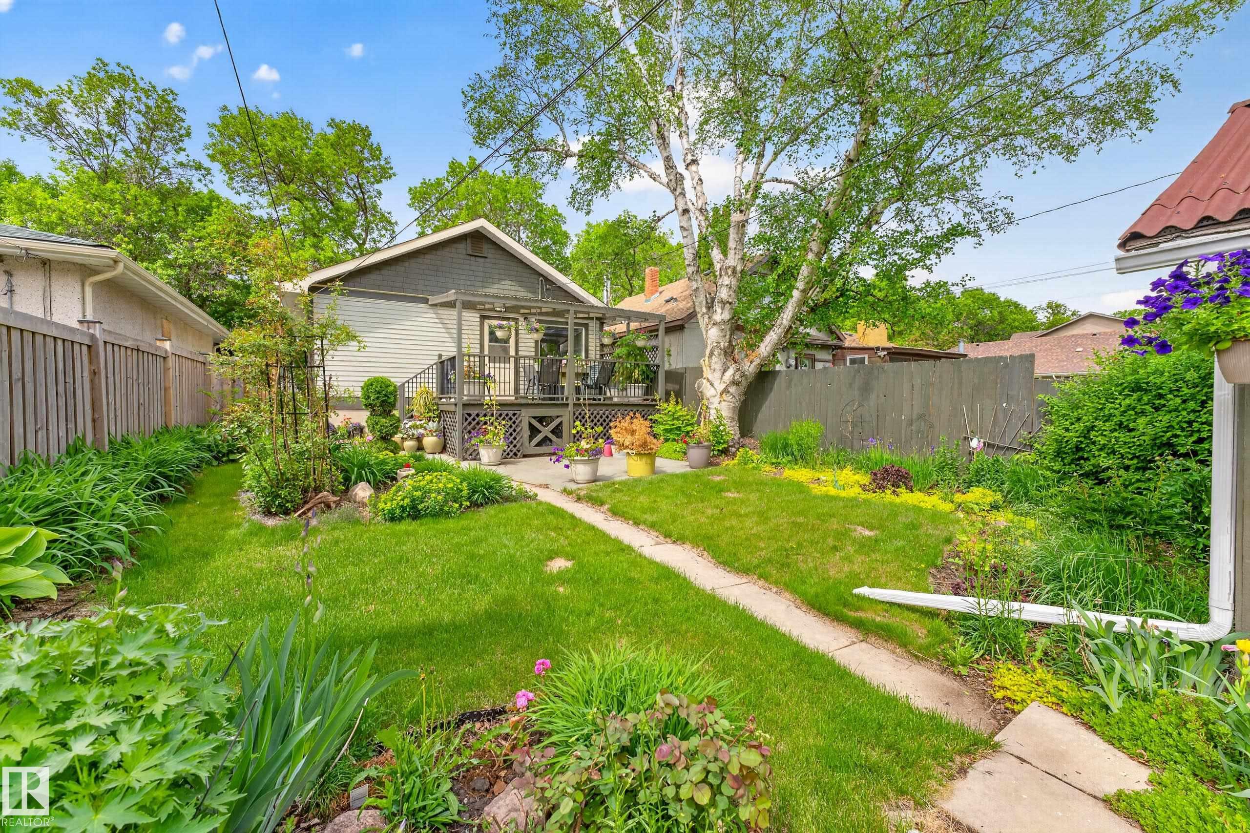 Photo 43 at 11313 67 Street NW, Highlands, Edmonton