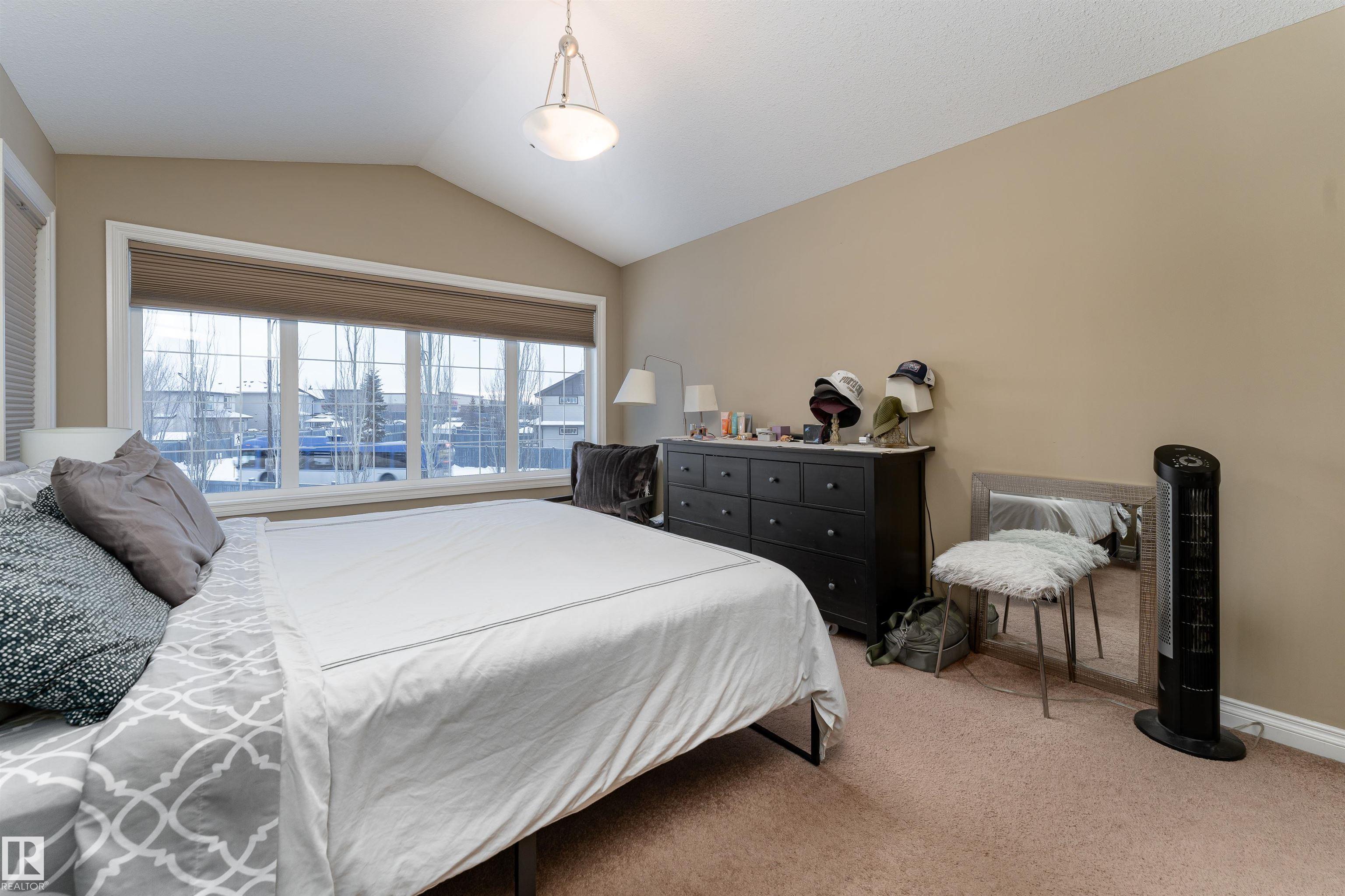 Photo 18 at 3514 Goodridge Bay NW, Granville, Edmonton