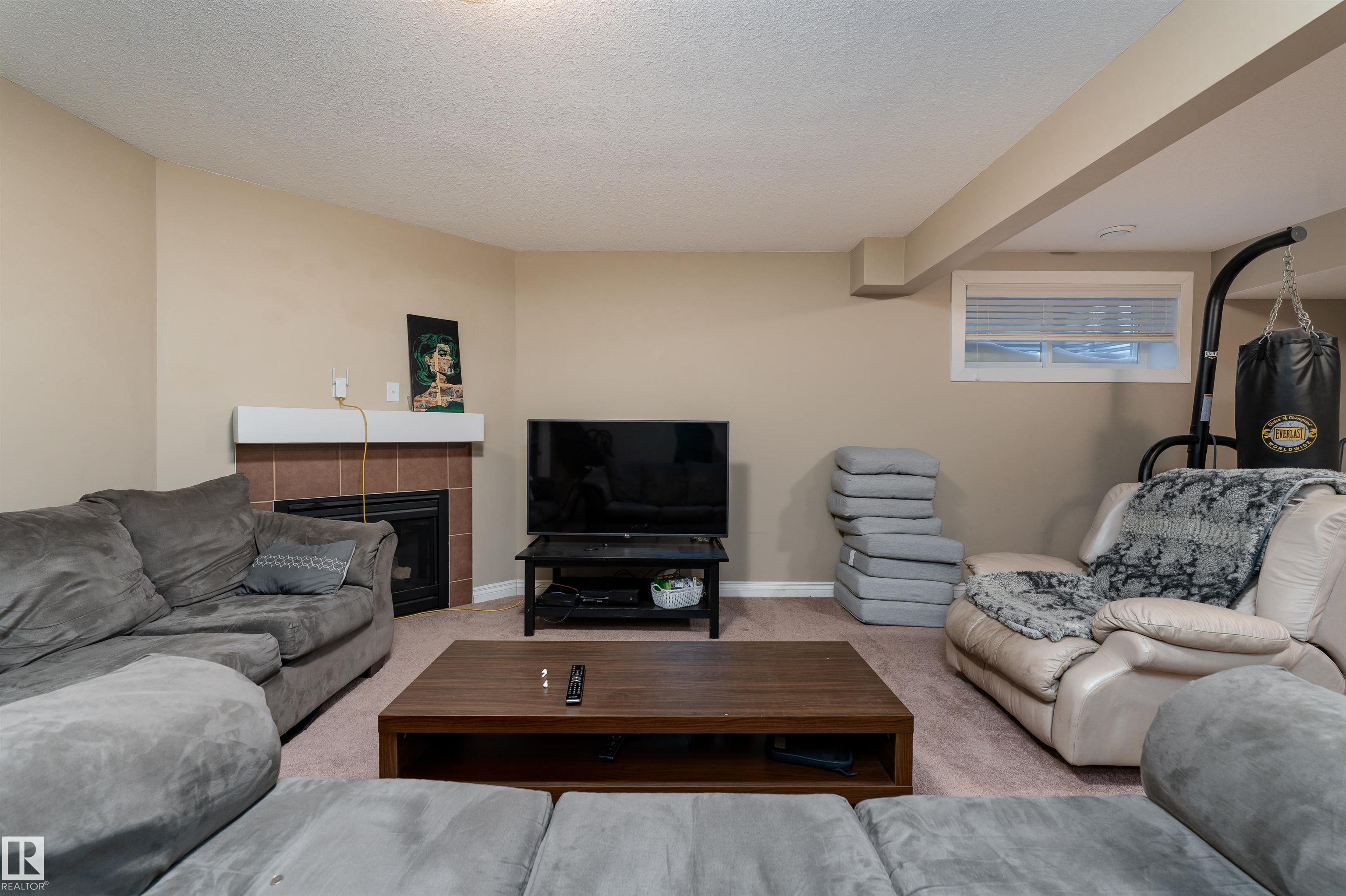 Photo 33 at 3514 Goodridge Bay NW, Granville, Edmonton